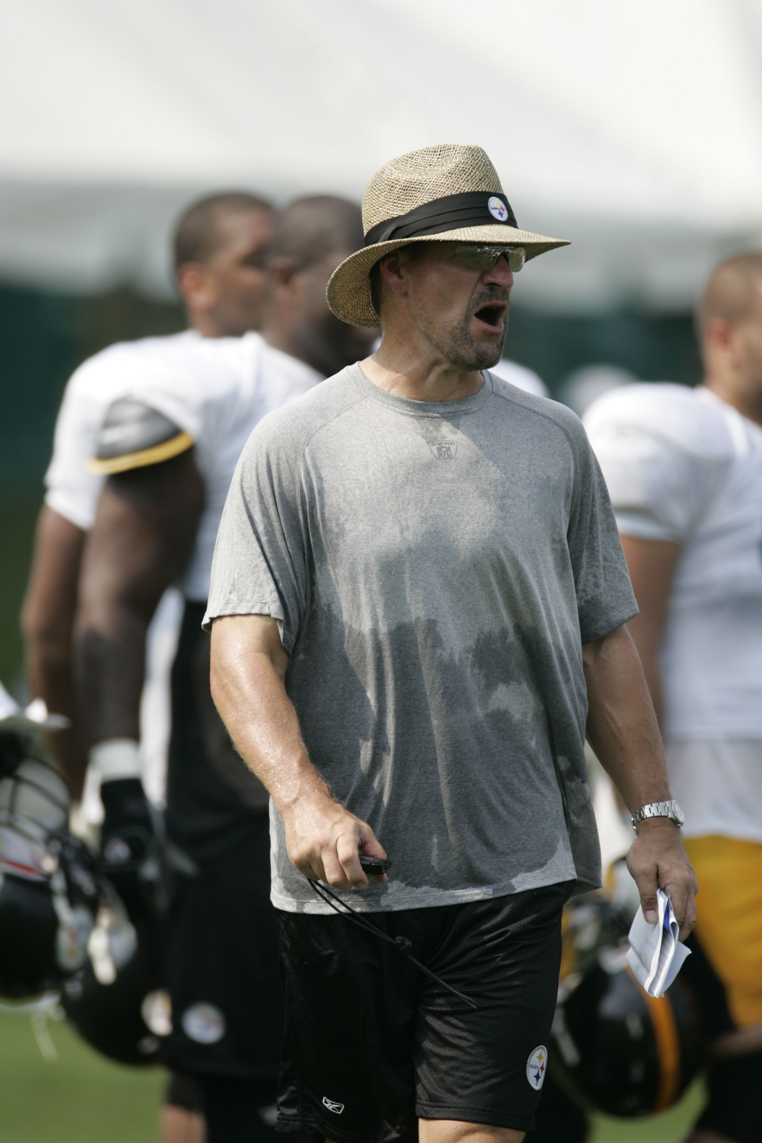 LATROBE, PA - AUGUST 1: Head coach Bill Cowher of the Pittsburgh Steelers yells during training camp at St. Vincent College in Latrobe, Pennsylvania on August 1, 2006. (Photo By Gregory Shamus/Getty Images) LATROBE, PA - AUGUST 1: Head coach Bill Cowher of the Pittsburgh Steelers yells during training camp at St. Vincent College in Latrobe, Pennsylvania on August 1, 2006. (Photo By Gregory Shamus/Getty Images)