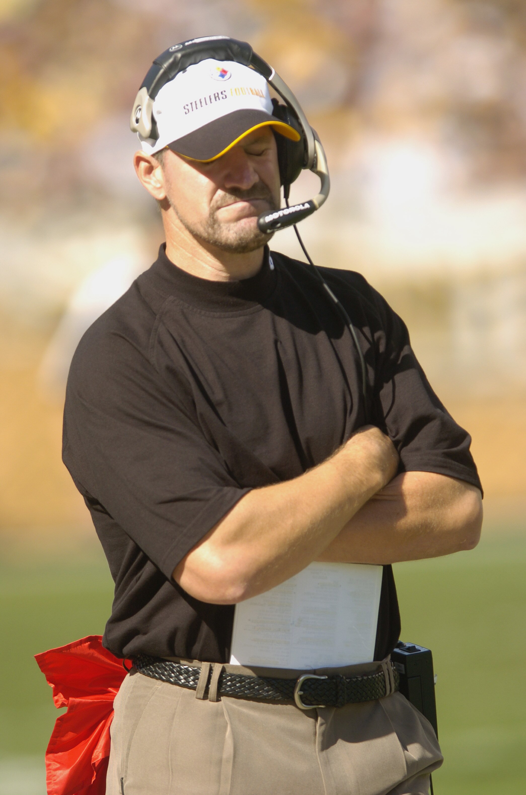 PITTSBURGH, PA - SEPTEMBER 24:  Head Coach Bill Cowher of the Pittsburgh Steelers looks on during the NFL game against the Cincinnati Bengals on September 24, 2006 at Heinz Field in Pittsburgh, Pennsylvania. The Bengals won the game 28-20.  (Photo by Greg