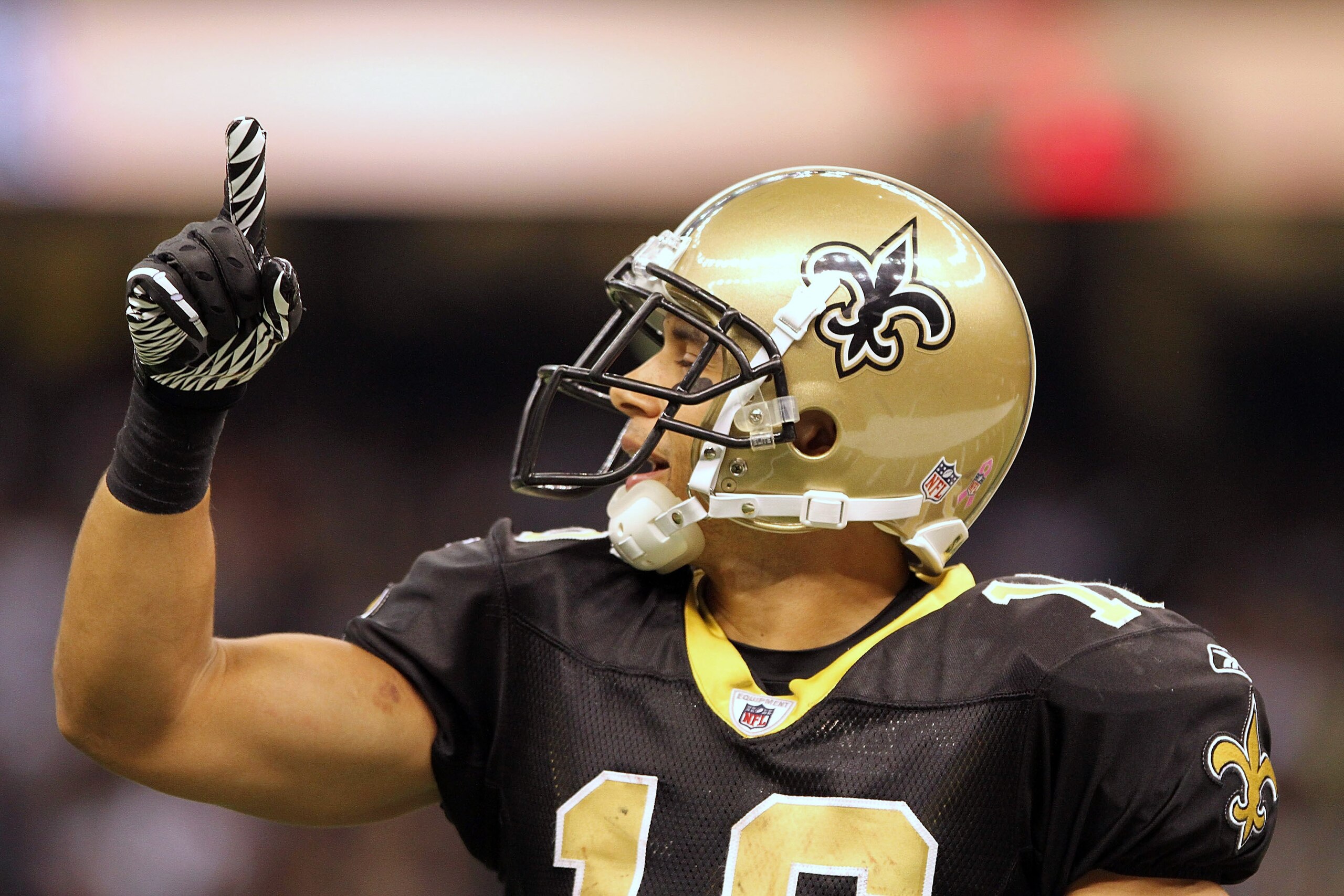 NEW ORLEANS, LA - OCTOBER 31: Lance Moore #16 of the New Orleans Saints celebrates a first down during the game against the Pittsburgh Steelers at the Louisiana Superdome on October 31, 2010 in New Orleans, Louisiana. (Photo by Matthew Sharpe/Getty Images