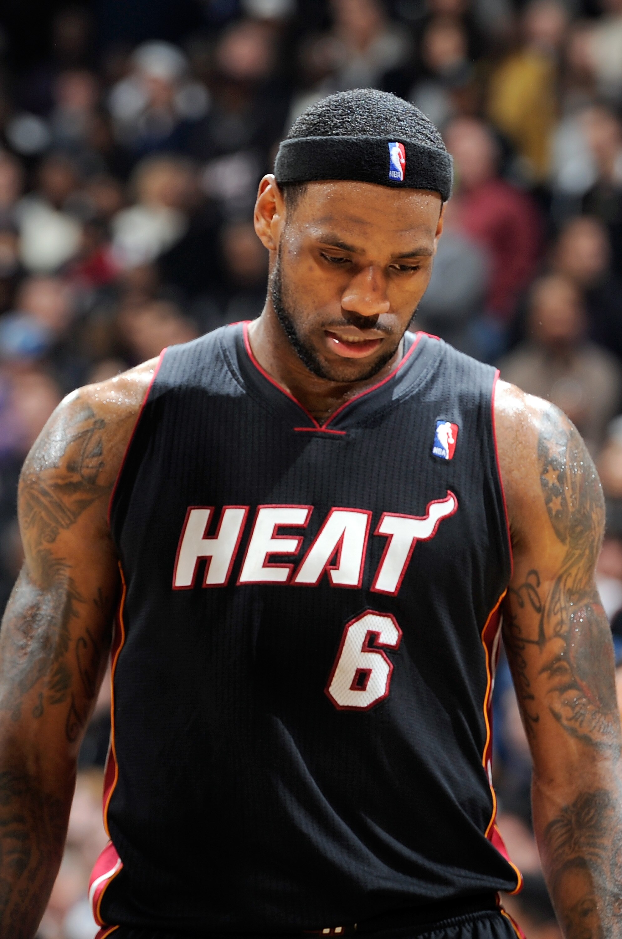 WASHINGTON, DC - DECEMBER 18:  LeBron James #6 of the Miami Heat rests during a break in the game against the Washington Wizards at the Verizon Center on December 18, 2010 in Washington, DC. NOTE TO USER: User expressly acknowledges and agrees that, by do