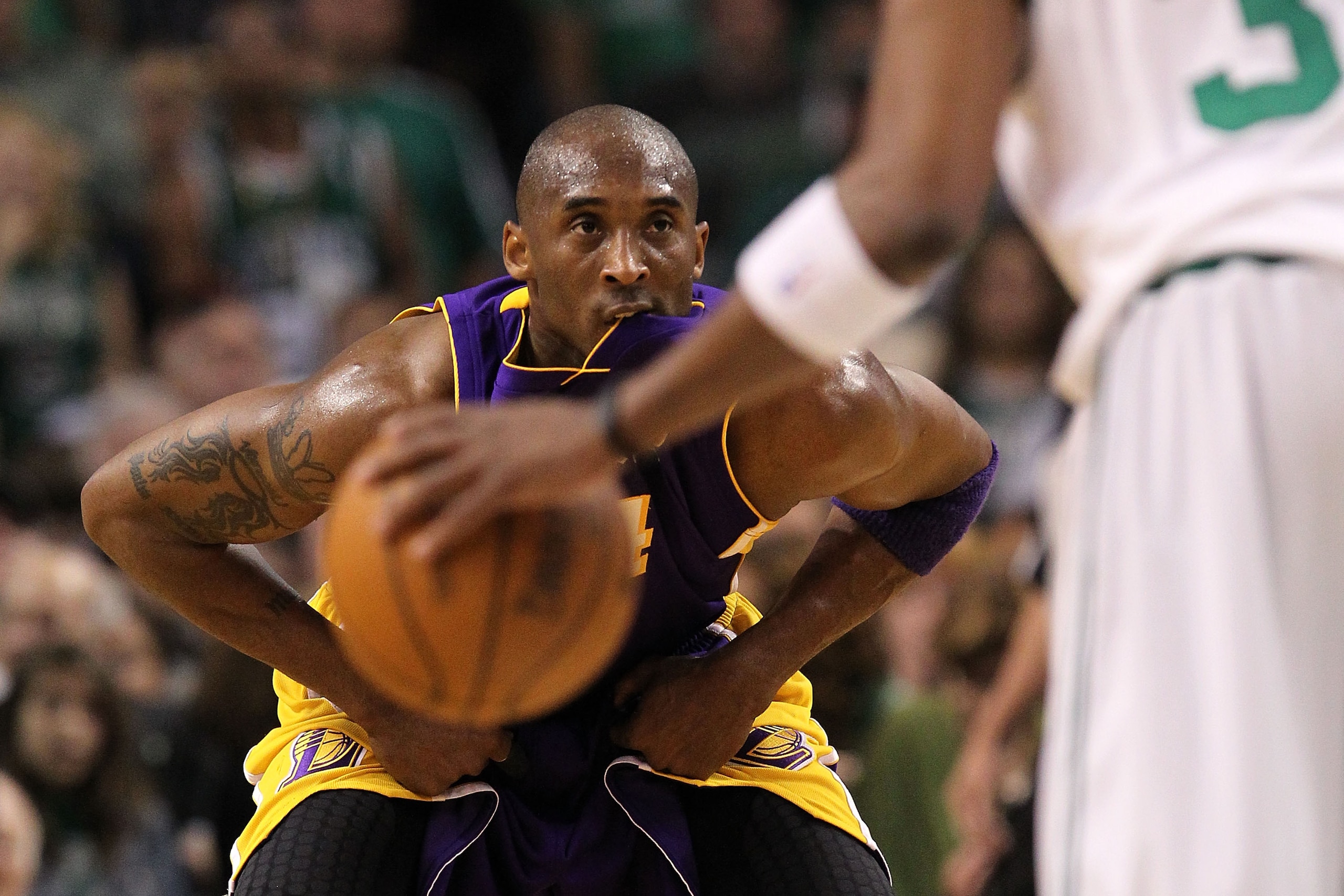 BOSTON - JUNE 13:  Kobe Bryant #24 of the Los Angeles Lakers defends against Paul Pierce #34 of the Boston Celtics in the first half during Game Five of the 2010 NBA Finals on June 13, 2010 at TD Garden in Boston, Massachusetts. NOTE TO USER: User express
