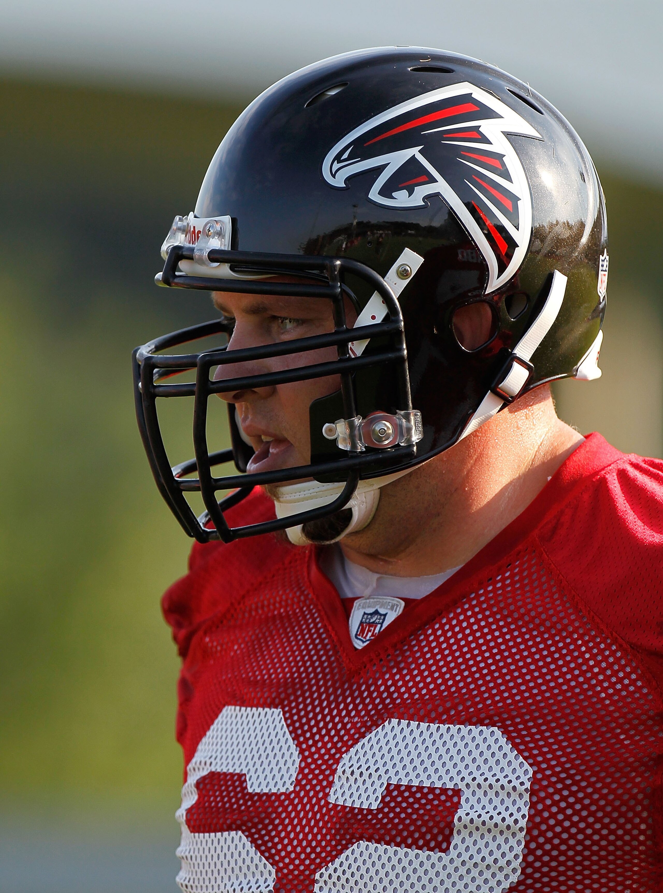 FLOWERY BRANCH, GA - JULY 30:  Todd McClure #62 of the Atlanta Falcons during opening day of training camp on July 30, 2010 at the Falcons Training Complex in Flowery Branch, Georgia.  (Photo by Kevin C. Cox/Getty Images)