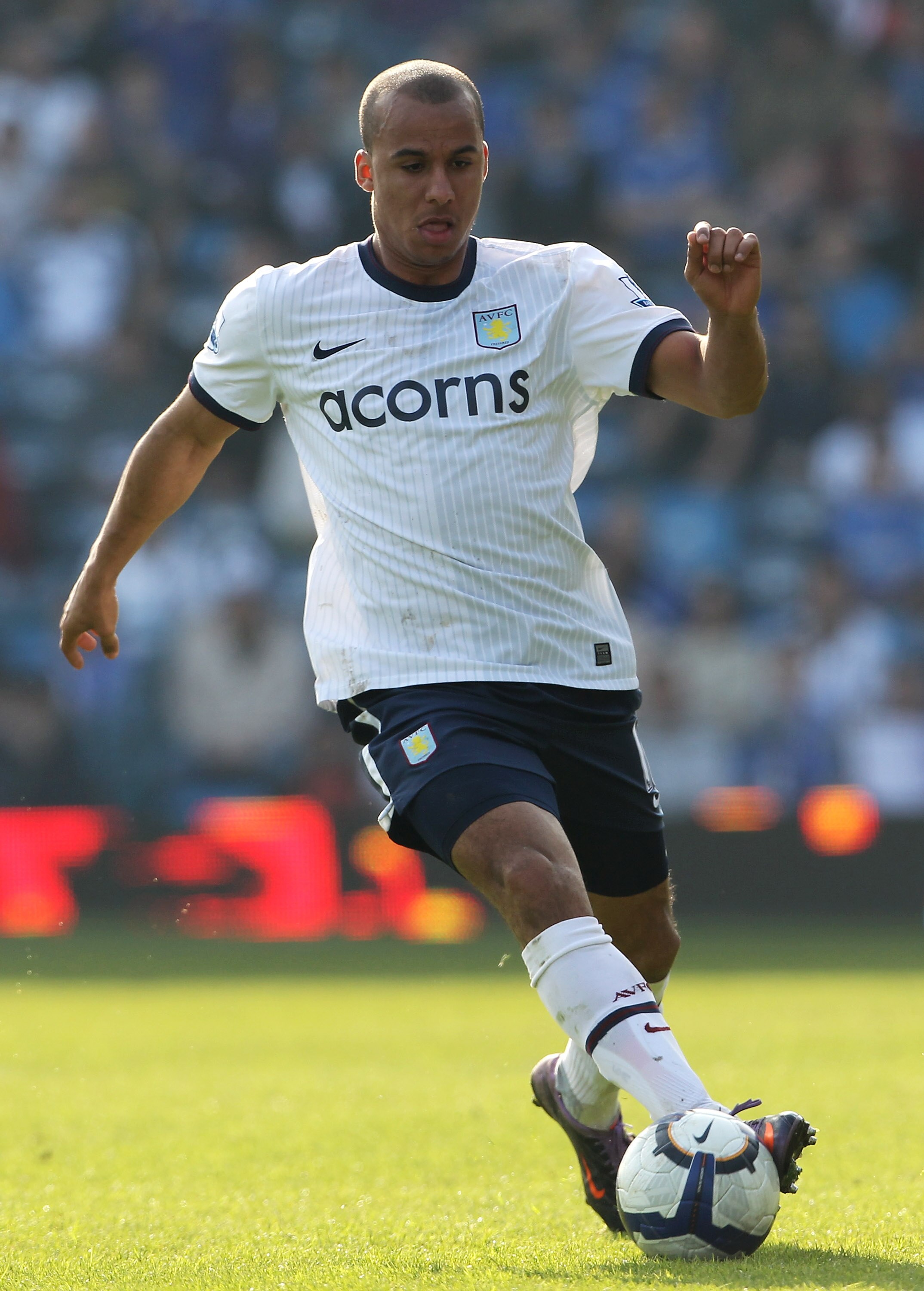 PORTSMOUTH, ENGLAND - APRIL 18: Gabriel Agbonlahor of Aston Villa in action during the Barclays Premier League match between Portsmouth and Aston Villa at Fratton Park on April 18, 2010 in Portsmouth, England.  (Photo by Phil Cole/Getty Images)