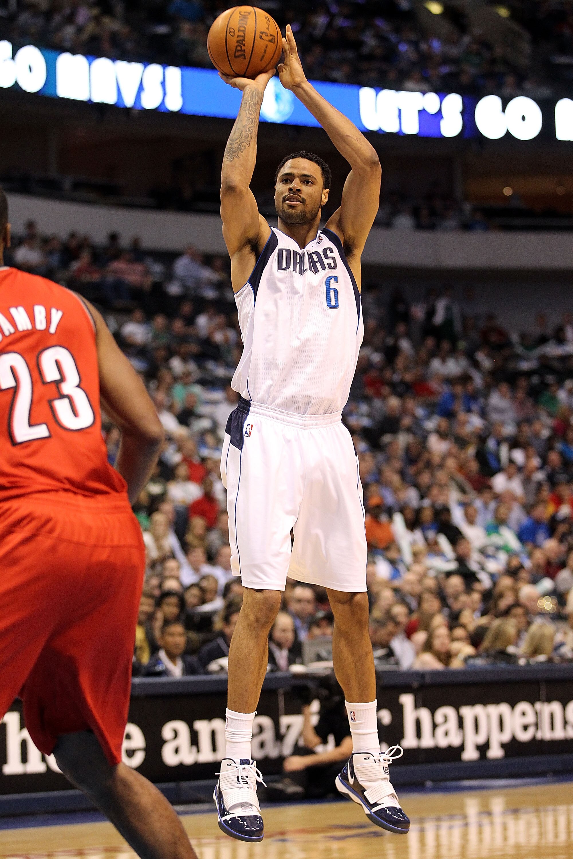 DALLAS, TX - DECEMBER 15:  Center Tyson Chandler #6 of the Dallas Mavericks takes a shot against the Portland Trail Blazers at American Airlines Center on December 15, 2010 in Dallas, Texas.  NOTE TO USER: User expressly acknowledges and agrees that, by d