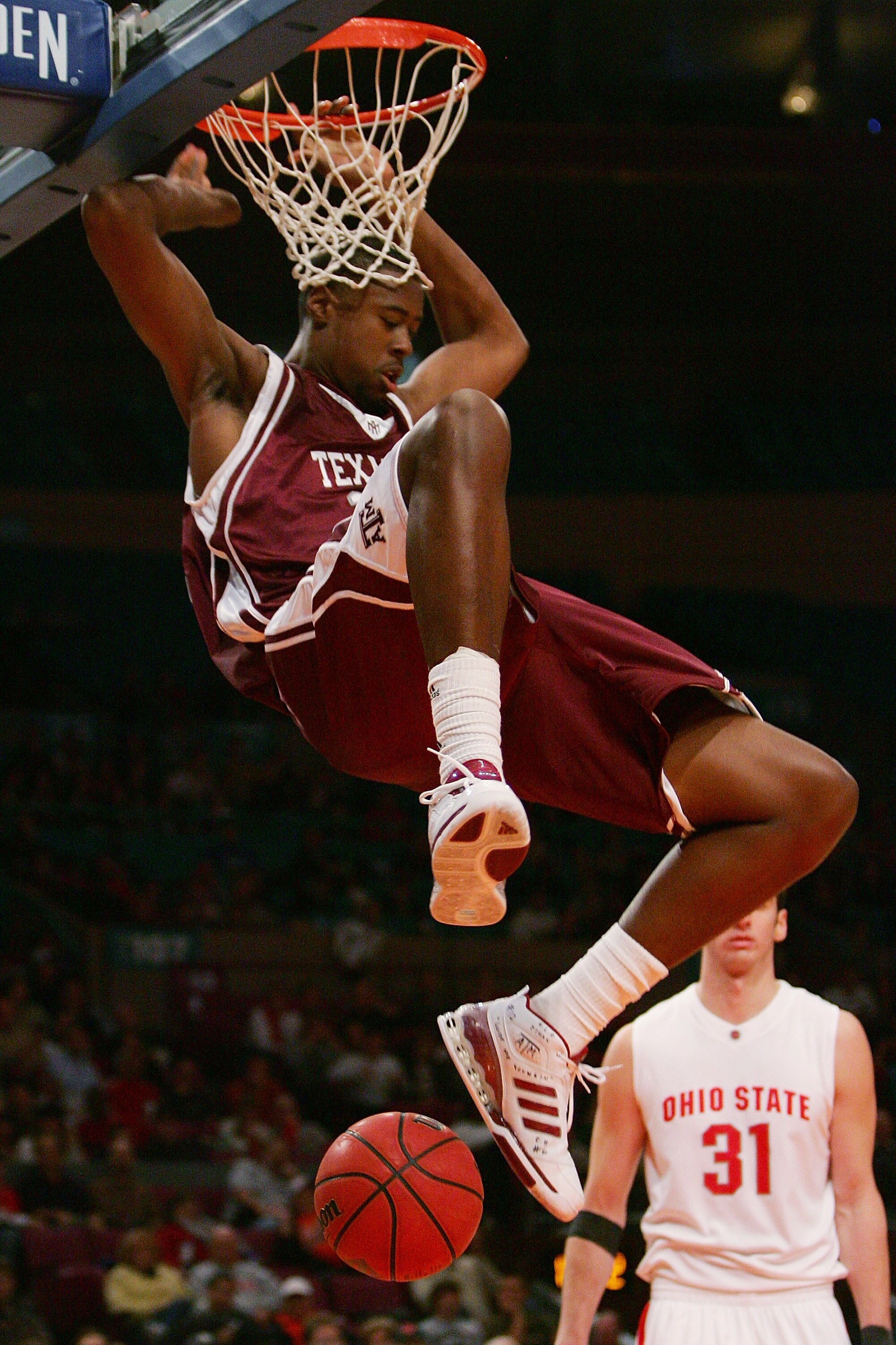 NEW YORK - NOVEMBER 23:  DeAndre Jordan #12 of the Texas A&M Aggies slam dunks against the Ohio State Buckeyes during the NIT Season Tip-Off Championship match at Madison Square Garden November 23, 2007 in New York City.  (Photo by Chris McGrath/Getty Ima