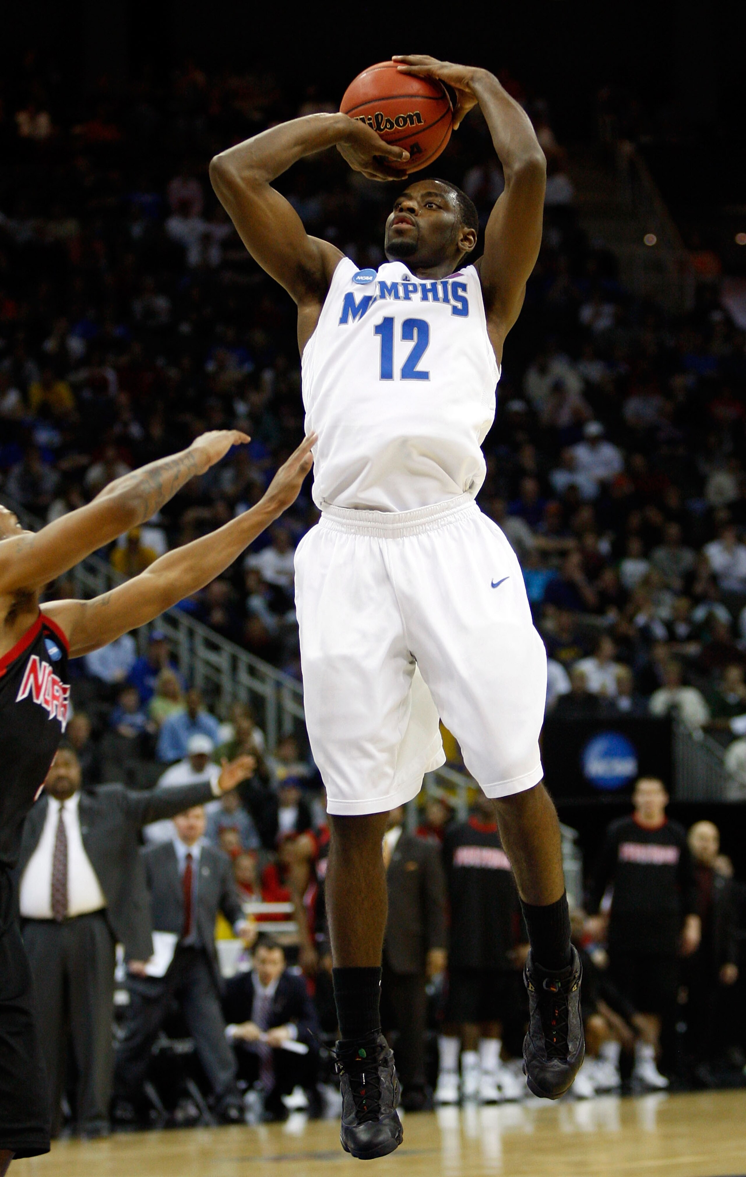 KANSAS CITY, MO - MARCH 19:  Tyreke Evans #12 of the Memphis Tigers shoots the jump shot against the CSUN Matadors during the first round of the NCAA Division I Men's Basketball Tournament at the Sprint Center on March 19, 2009 in Kansas City, Missouri.  