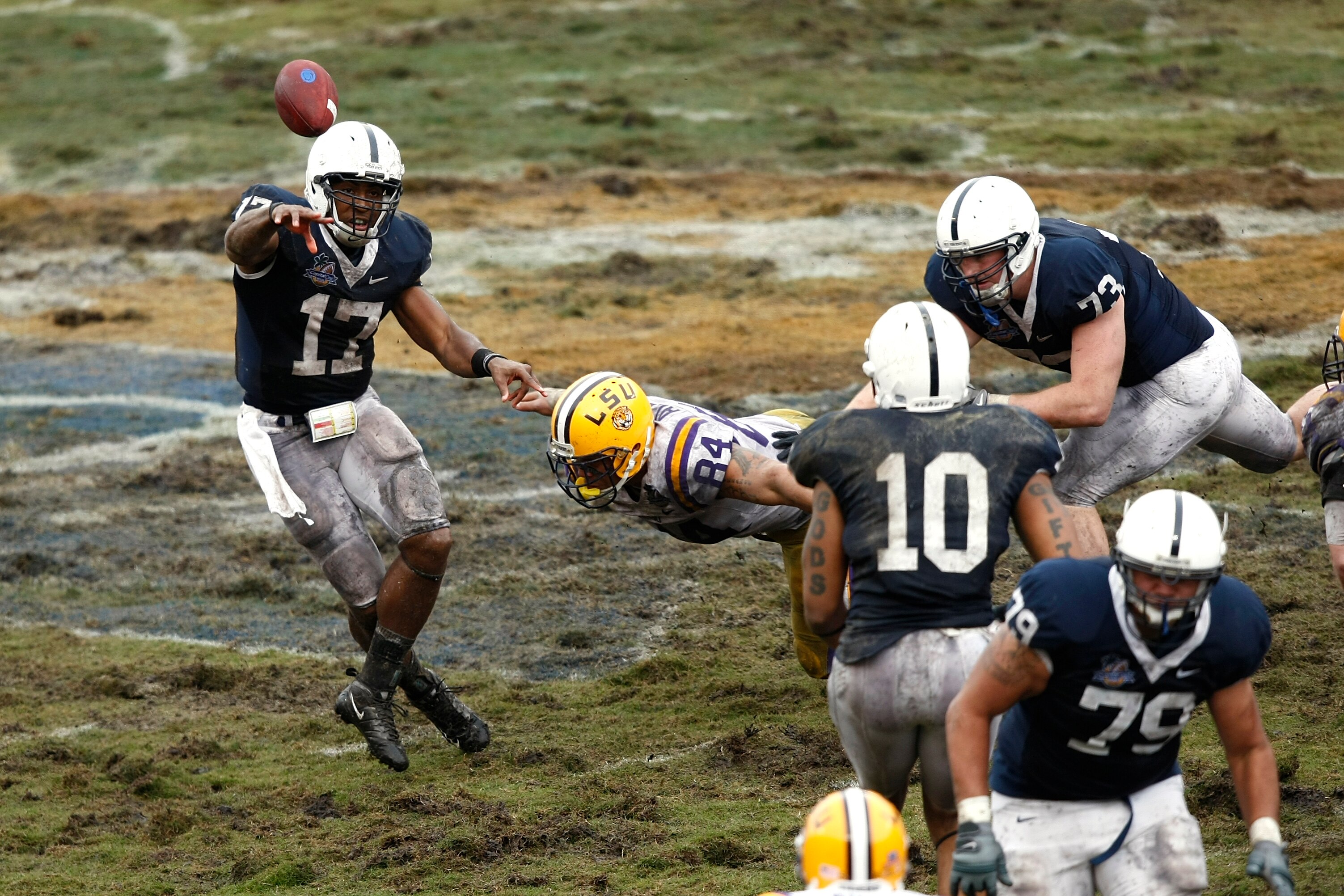 ORLANDO, FL - JANUARY 1: Daryll Clark #17 of the Penn State Nittany Lions passes the football during the first half of the 2010 Capital One Bowl against the LSU Tigers at the Florida Citrus Bowl Stadium on January 1, 2010 in Orlando, Florida. (Photo by Jo