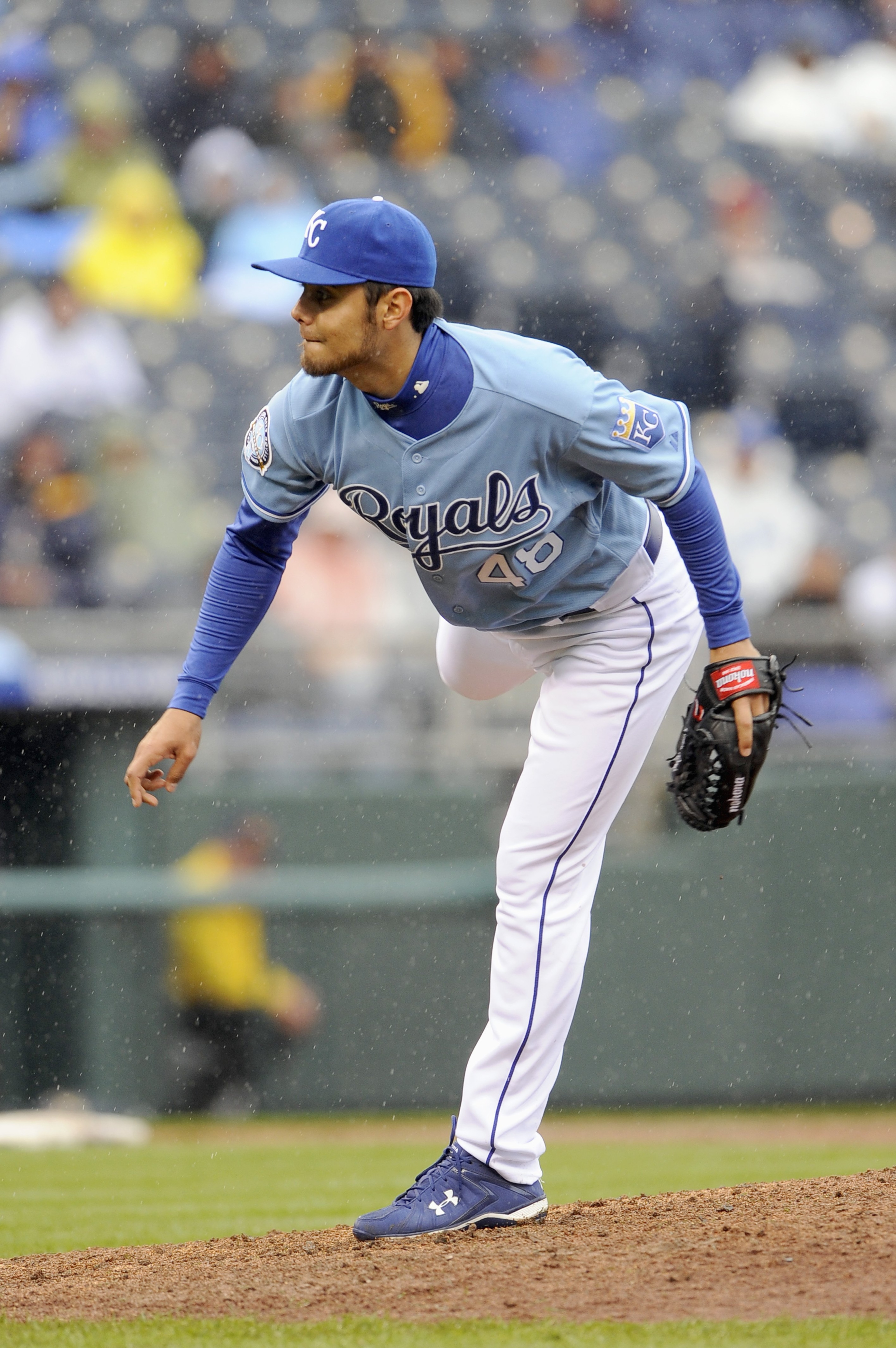 KANSAS CITY, MO - APRIL 12:  Joakim Soria #48 of the Kansas City Royals delivers the pitch against the New York Yankees on April 12, 2009 at Kauffman Stadium in Kansas City, Missouri. (Photo by G. Newman Lowrance/Getty Images)