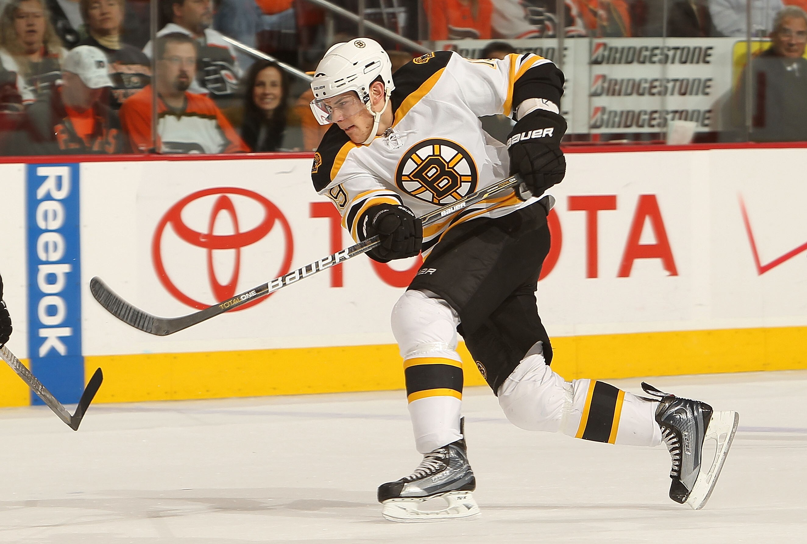 PHILADELPHIA, PA - DECEMBER 01:  Tyler Seguin #19 of the Boston Bruins skates the ice against the Philadelphia Flyers at the Wells Fargo Center on December 1, 2010 in Philadelphia, Pennsylvania.  (Photo by Nick Laham/Getty Images)
