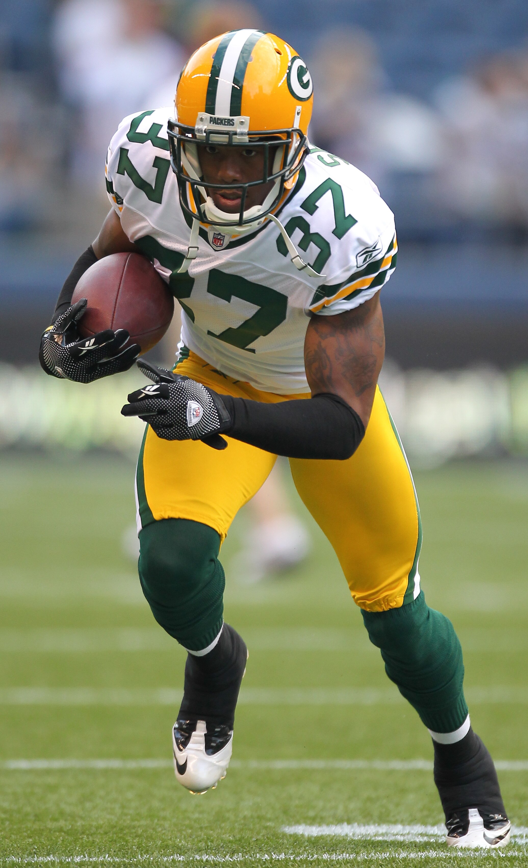 SEATTLE - AUGUST 21:  Corner back Sam Shields of the Green Bay Packers warms up prior to the preseason game against the Seattle Seahawks at Qwest Field on August 21, 2010 in Seattle, Washington. (Photo by Otto Greule Jr/Getty Images)
