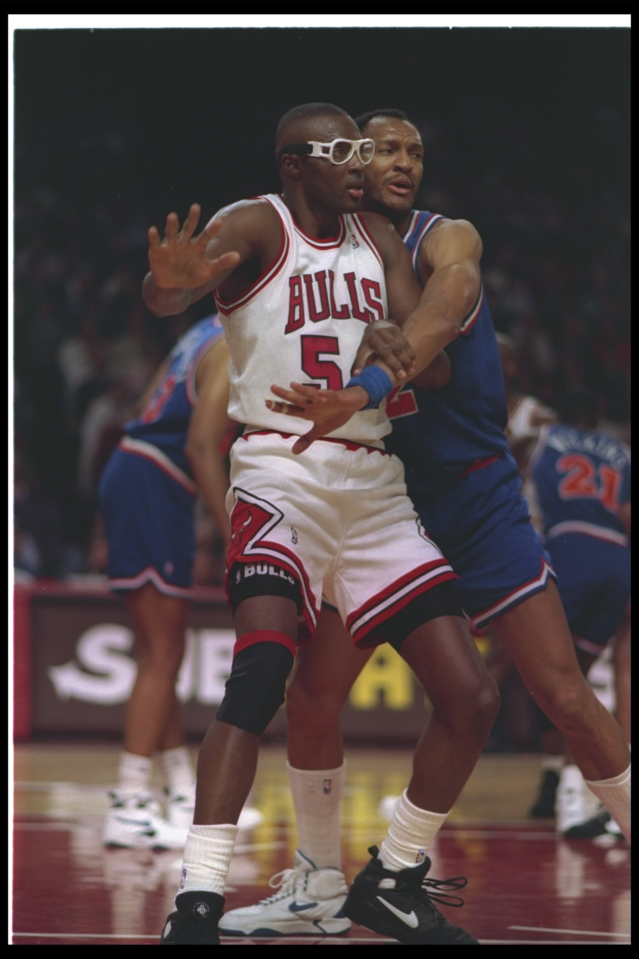13 May 1993:  Forward Horace Grant of the Chicago Bulls (left) and Larry Nance of the Cleveland Cavaliers tangle up during a second round playoff game at Gund Arena in Cleveland, Ohio.  The Bulls won the game, 104-85. Mandatory Credit: Jonathan Daniel  /A
