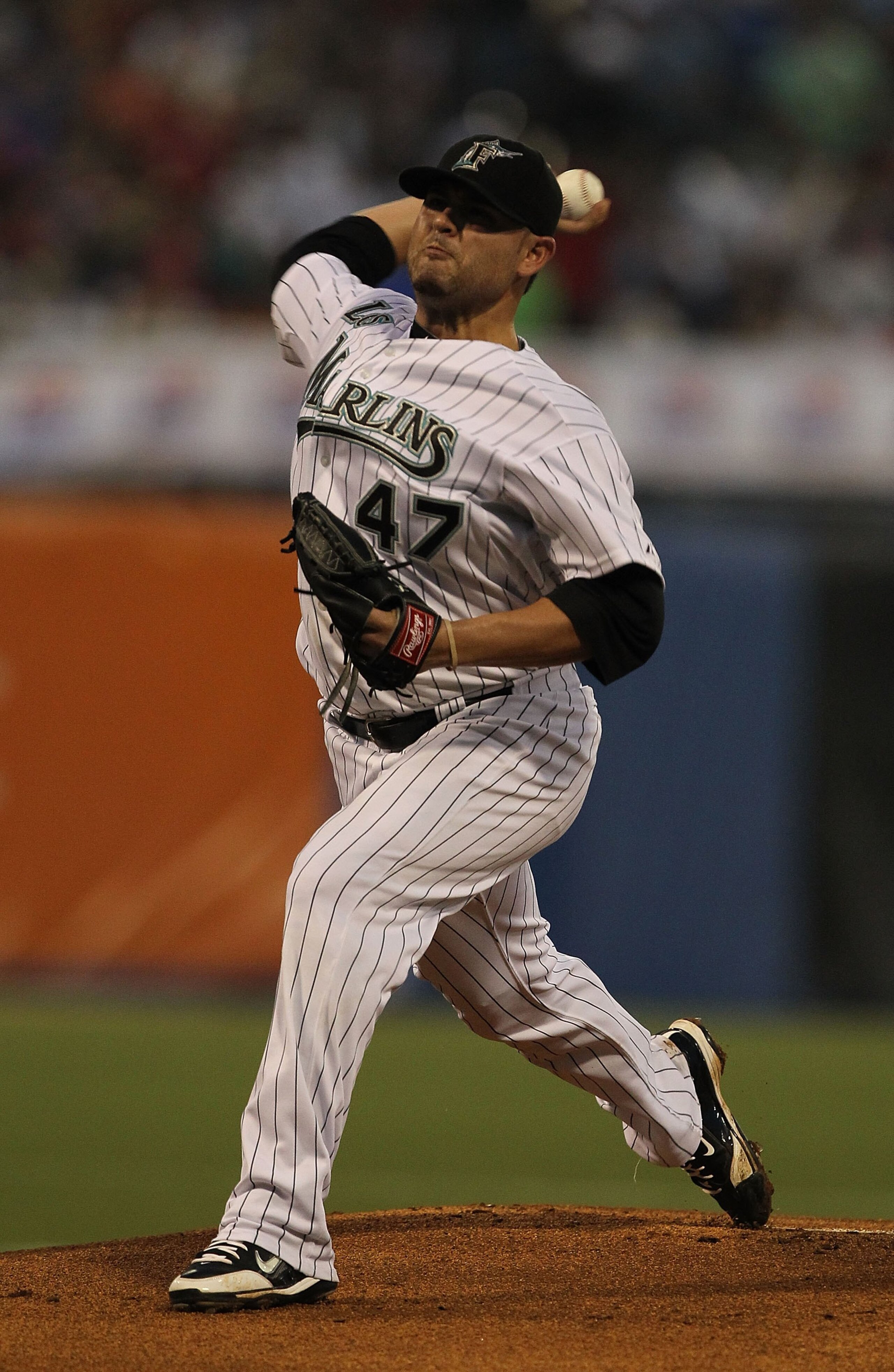 SAN JUAN, PUERTO RICO - JUNE 28: Ricky Nolasco #47 of the Florida Marlins pitches against The New York mets during their game at Hiram Bithorn Stadium on June 28, 2010 in San Juan, Puerto Rico. (Photo by Al Bello/Getty Images) SAN JUAN, PUERTO RICO - JUNE 28: Ricky Nolasco #47 of the Florida Marlins pitches against The New York mets during their game at Hiram Bithorn Stadium on June 28, 2010 in San Juan, Puerto Rico. (Photo by Al Bello/Getty Images)