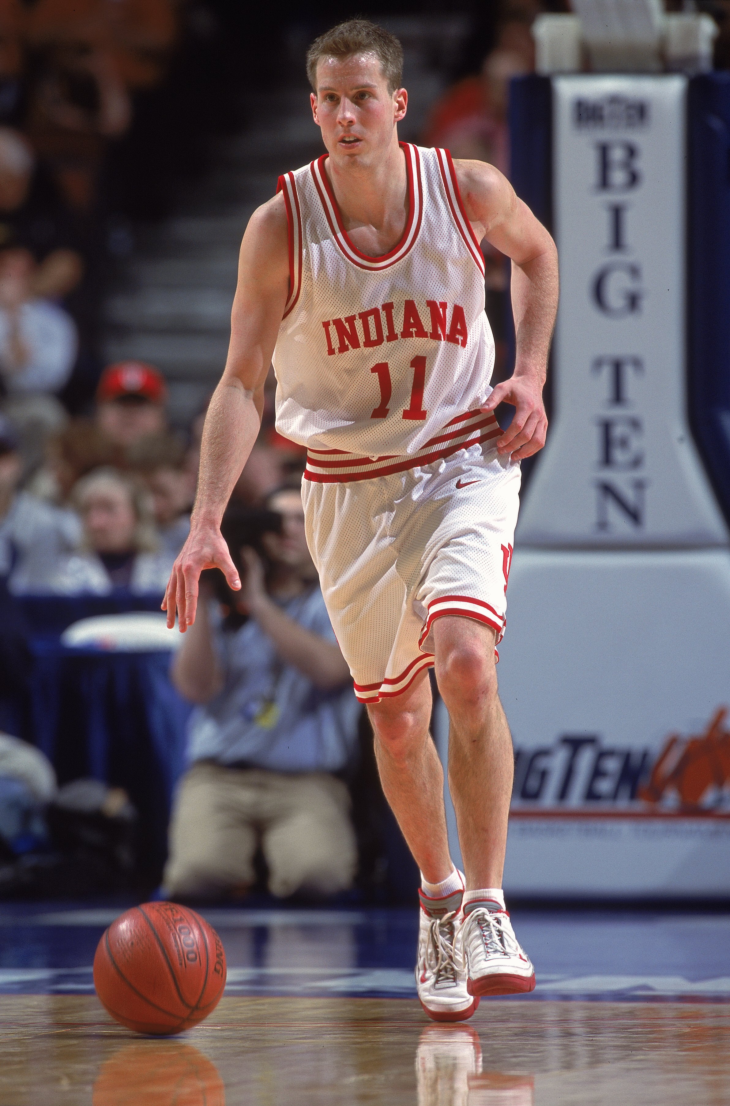 11 Mar 2001:  Dane Fife #11 of the Indiana Hoosiers dribbles the ball during the Big Ten Tournament Game against the Iowa Hawkeyes at the United Dome in Chicago, Illinois.  The Hawkeyes defeated the Hoosiers 63-61.Mandatory Credit: Jonathan Daniel  /Allsp
