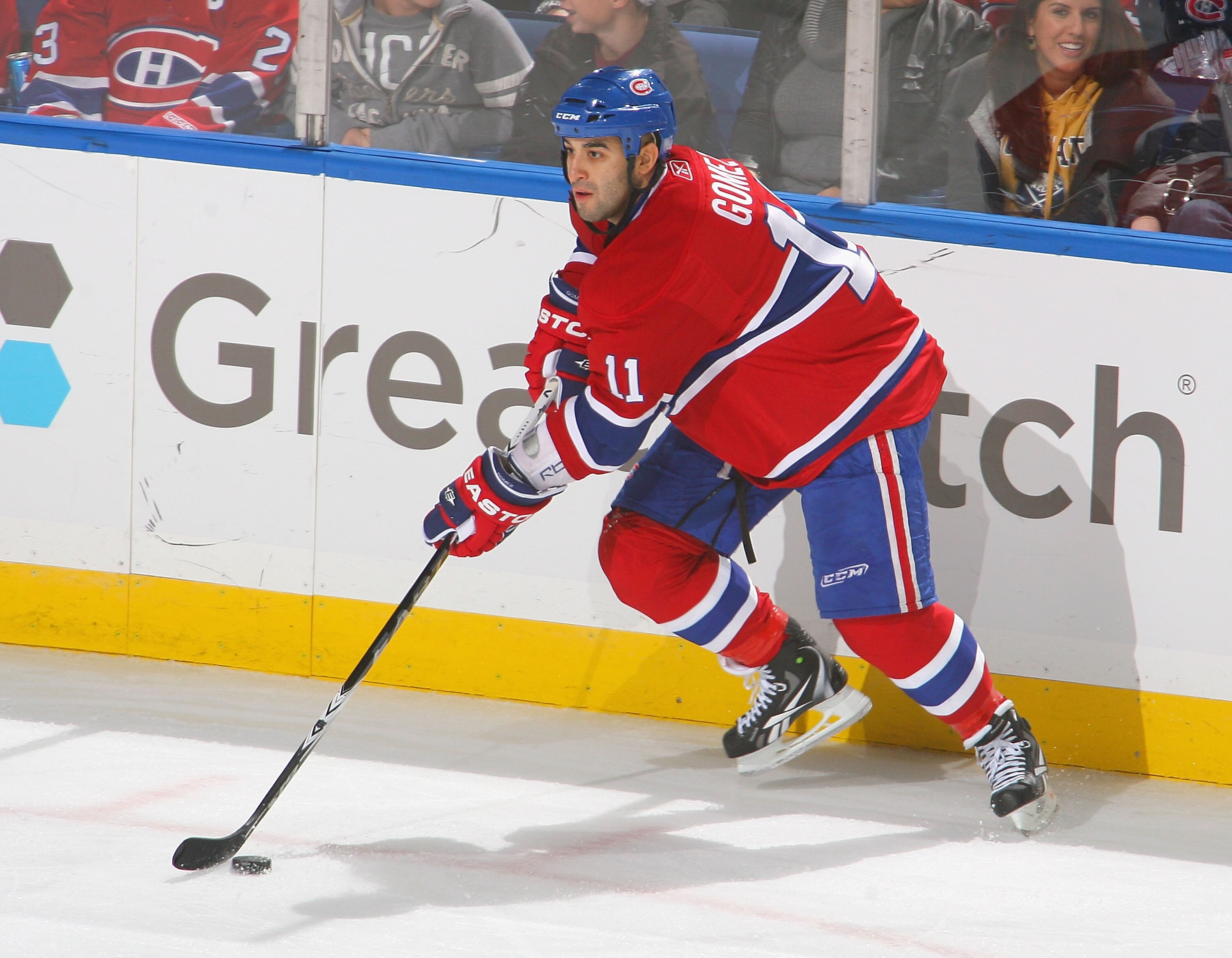 BUFFALO, NY - OCTOBER 15: Scott Gomez #11 of the Montreal Canadiens skates against the Buffalo Sabres at HSBC Arena on October 15, 2010 in Buffalo, New York. Montreal won 2-1.  (Photo by Rick Stewart/Getty Images)