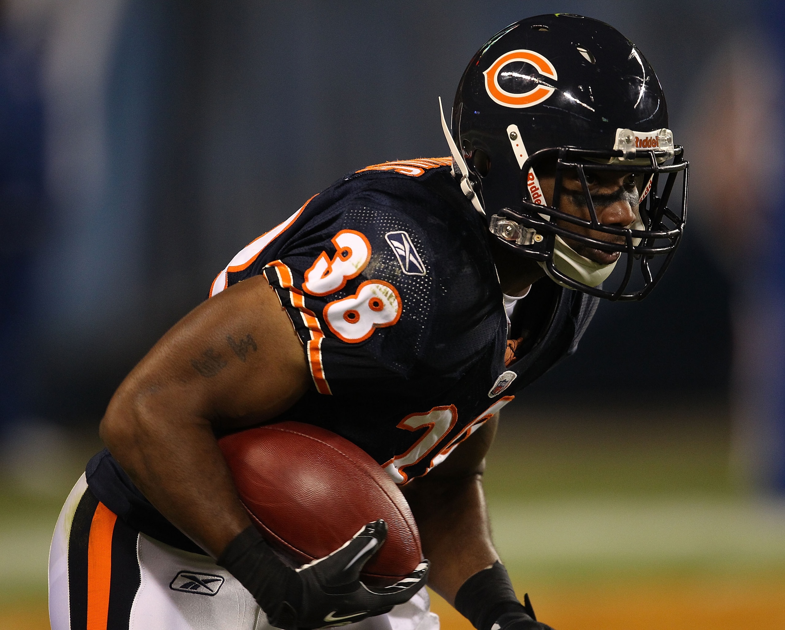 CHICAGO - NOVEMBER 28: Danieal Manning #38 of the Chicago Bears fields a kick against the Philadelphia Eagles at Soldier Field on November 28, 2010 in Chicago, Illinois. The Bears defeated the Eagles 31-26. (Photo by Jonathan Daniel/Getty Images)