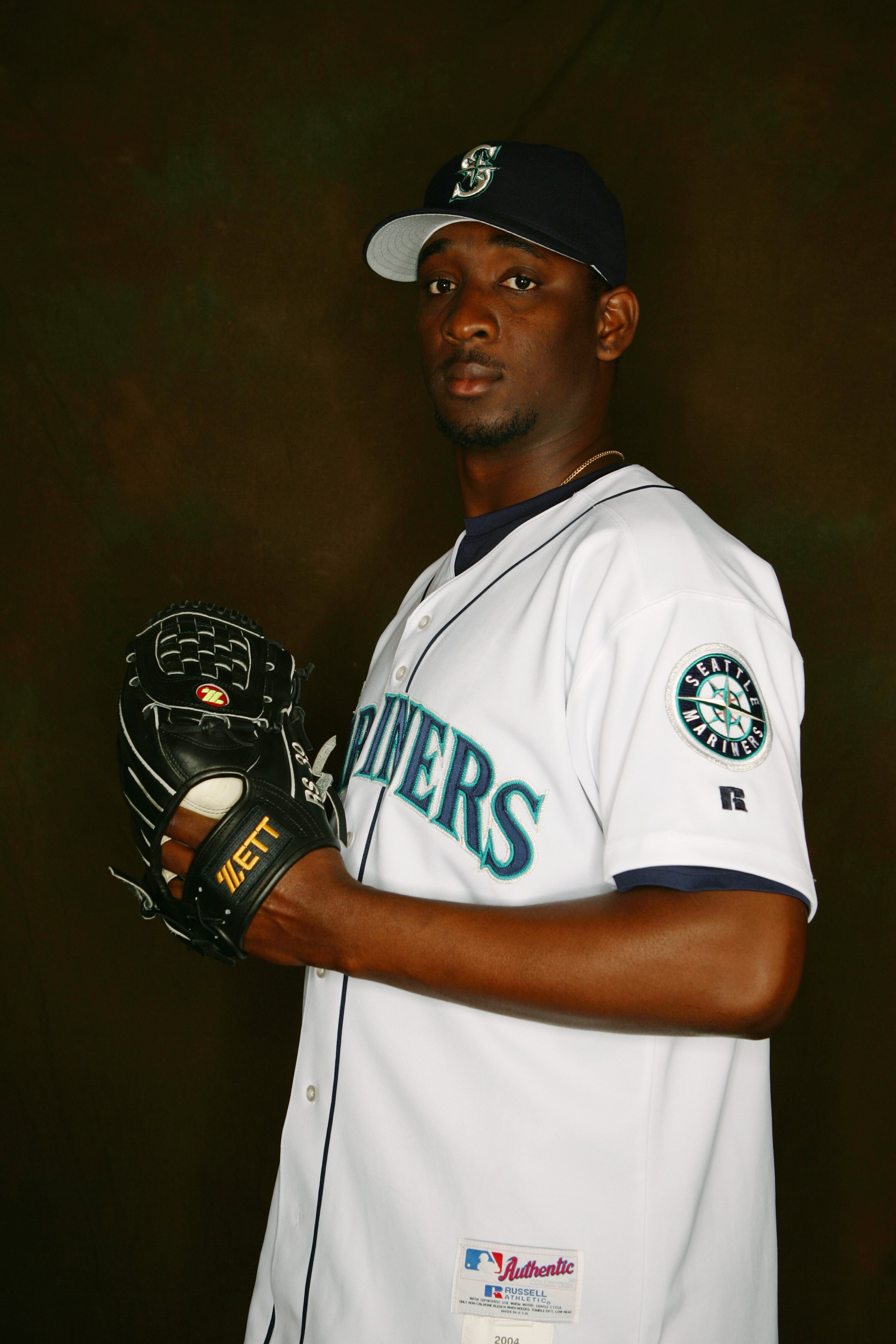 PEORIA, AZ - FEBRUARY 27:  Rafael Soriano of the Seattle Mariners poses for a portrait during the Seattle Mariners Photo Day at Peoria Stadium on February 27, 2005 in Peoria, Arizona. (Photo by Lisa Blumenfeld/Getty Images)