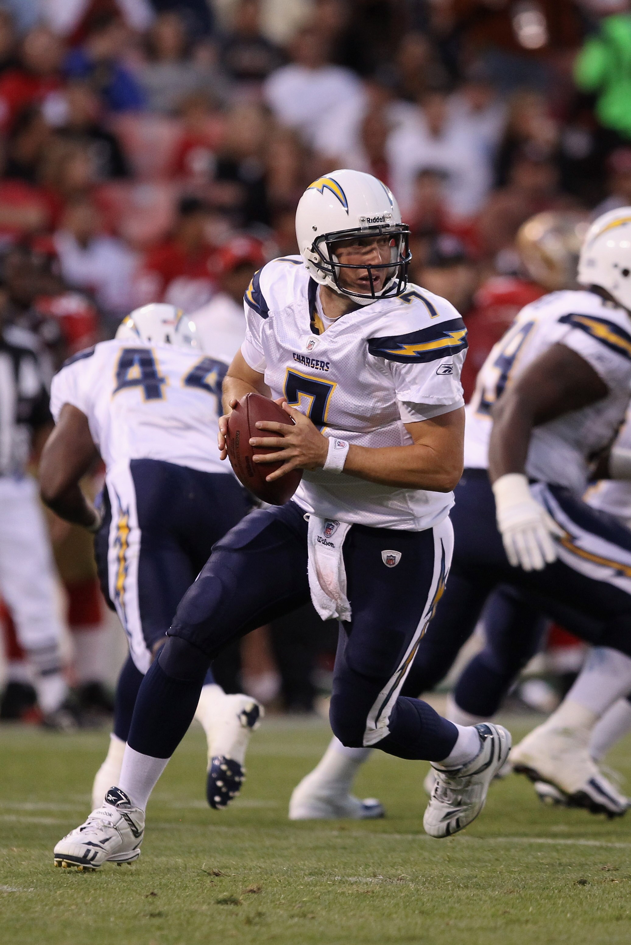 SAN FRANCISCO - SEPTEMBER 02:  Billy Volek #7 of the San Diego Chargers in action during their game against the San Francisco 49ers at Candlestick Park  on September 2, 2010 in San Francisco, California.  (Photo by Ezra Shaw/Getty Images)