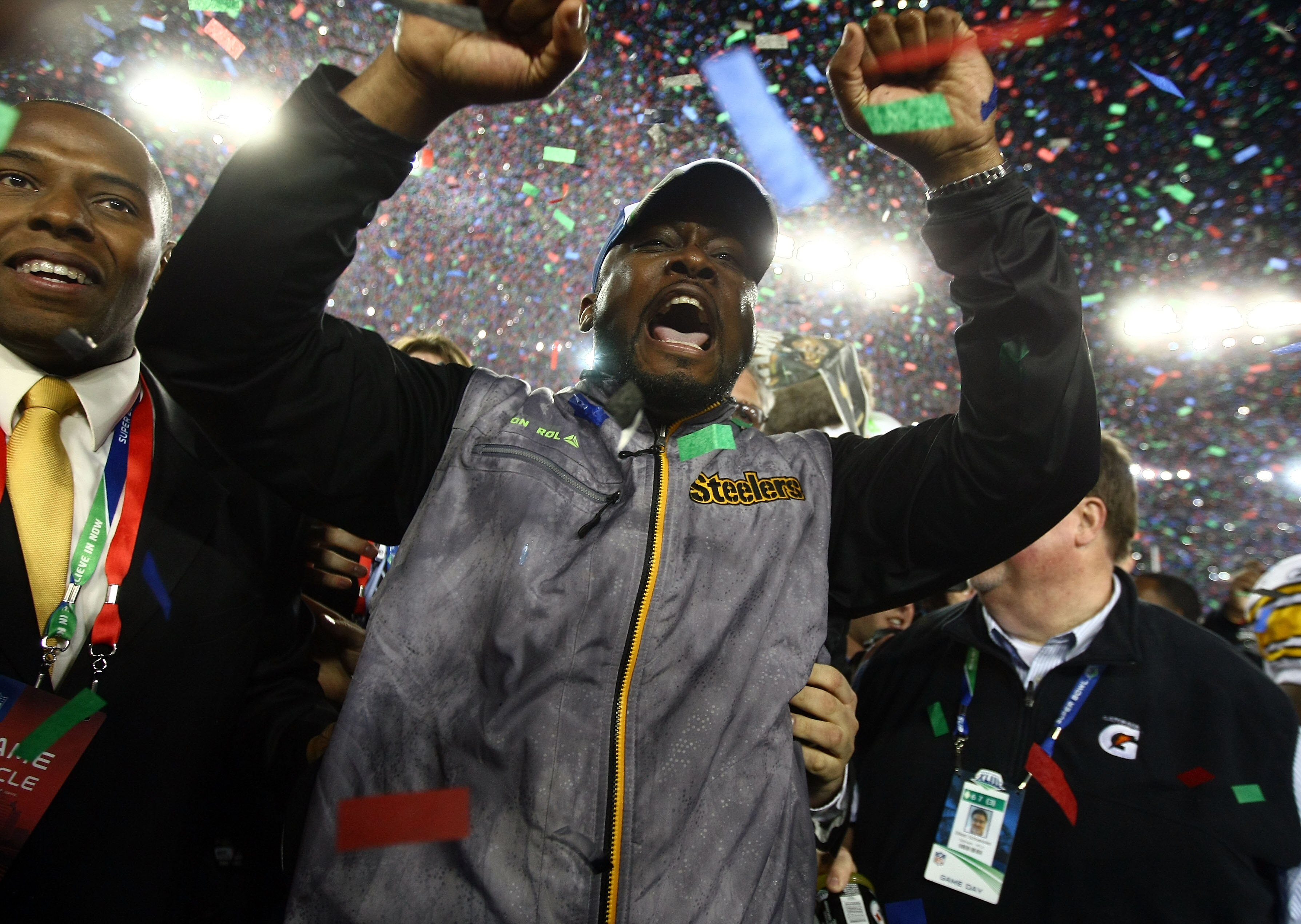 TAMPA, FL - FEBRUARY 01:  Head coach Mike Tomlin of the Pittsburgh Steelers celebrates on the field after their 27-23 win against the Arizona Cardinals during Super Bowl XLIII on February 1, 2009 at Raymond James Stadium in Tampa, Florida.  (Photo by Chri
