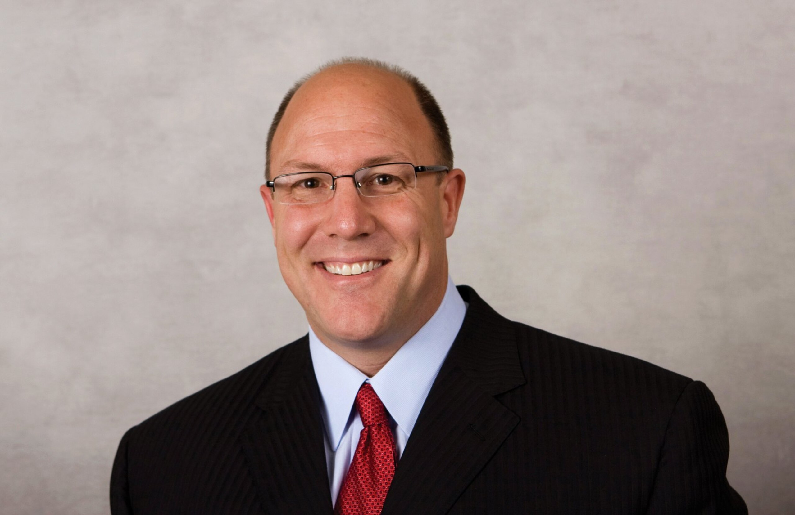 KANSAS CITY, MO - 2009: Scott Pioli of the Kansas City Chiefs poses for his 2009 NFL headshot at photo day in Kansas City, Missouri. (Photo by NFL Photos) KANSAS CITY, MO - 2009: Scott Pioli of the Kansas City Chiefs poses for his 2009 NFL headshot at photo day in Kansas City, Missouri. (Photo by NFL Photos)