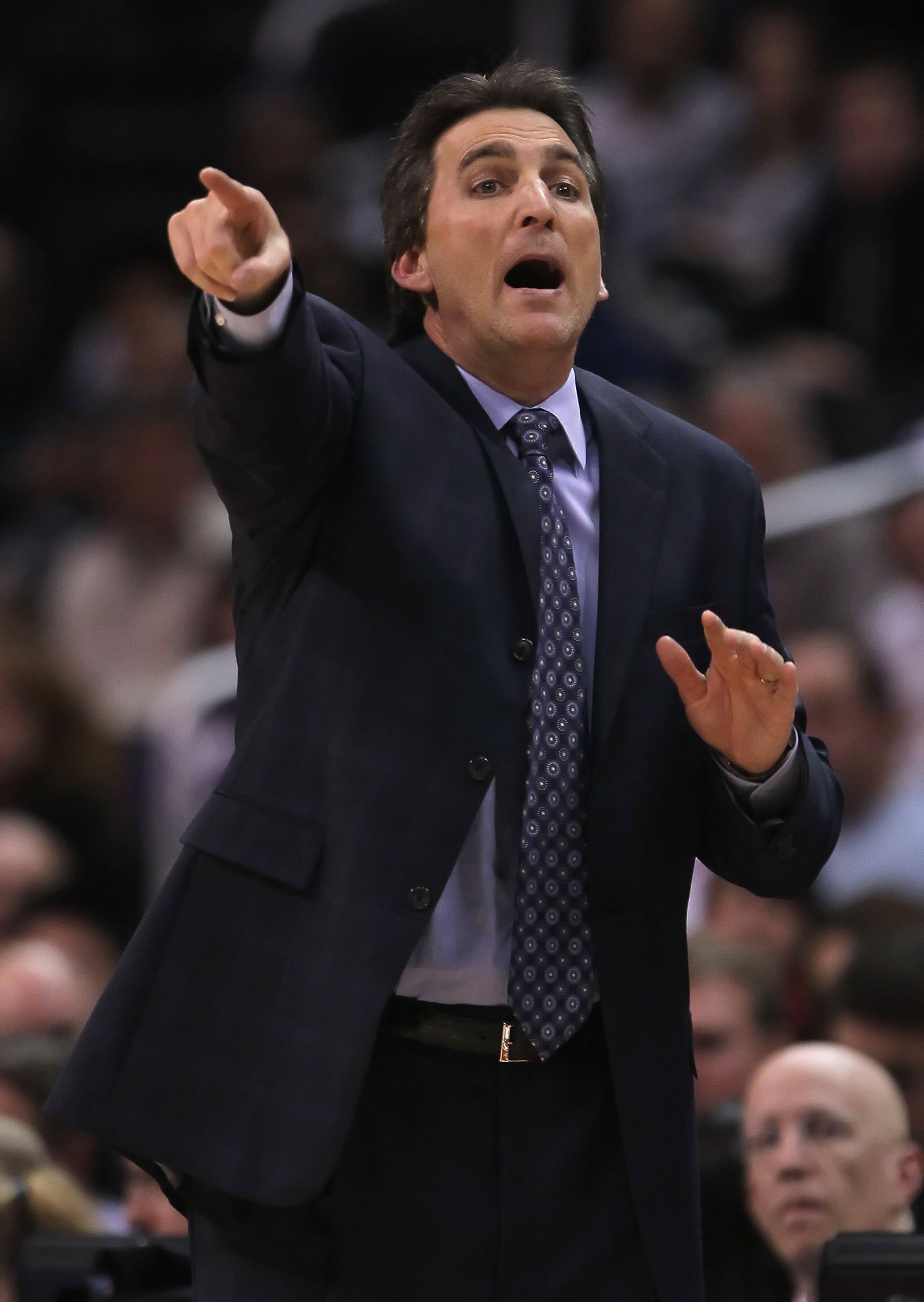 LOS ANGELES, CA - DECEMBER 20: Los Angeles Clippers head coach Vinny Del Negro calls out a play during the second half against the Minnesota Timberwolves at Staples Center on December 20, 2010 in Los Angeles, California. The Clippers defeated the Timberw LOS ANGELES, CA - DECEMBER 20: Los Angeles Clippers head coach Vinny Del Negro calls out a play during the second half against the Minnesota Timberwolves at Staples Center on December 20, 2010 in Los Angeles, California. The Clippers defeated the Timberw