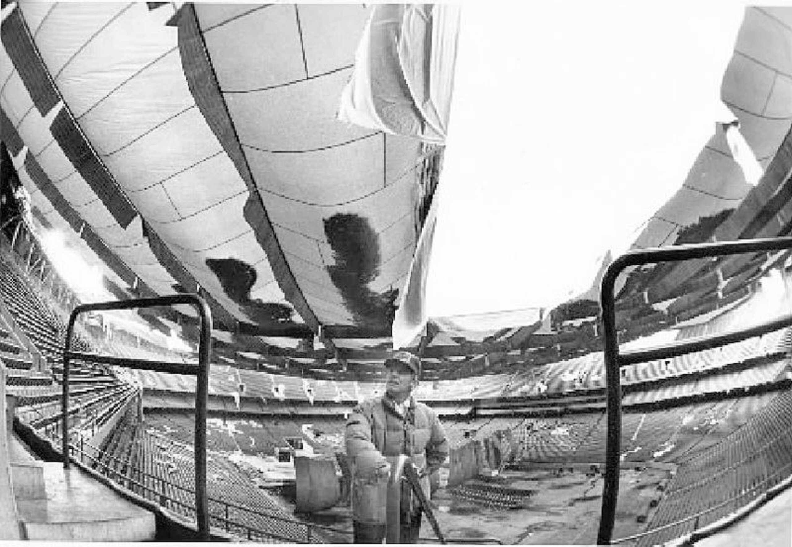 Photo courtesy http://www.theoaklandpress.com/articles/2010/12/13/news/local_news/doc4d06f5b4825fc777464159.txt
