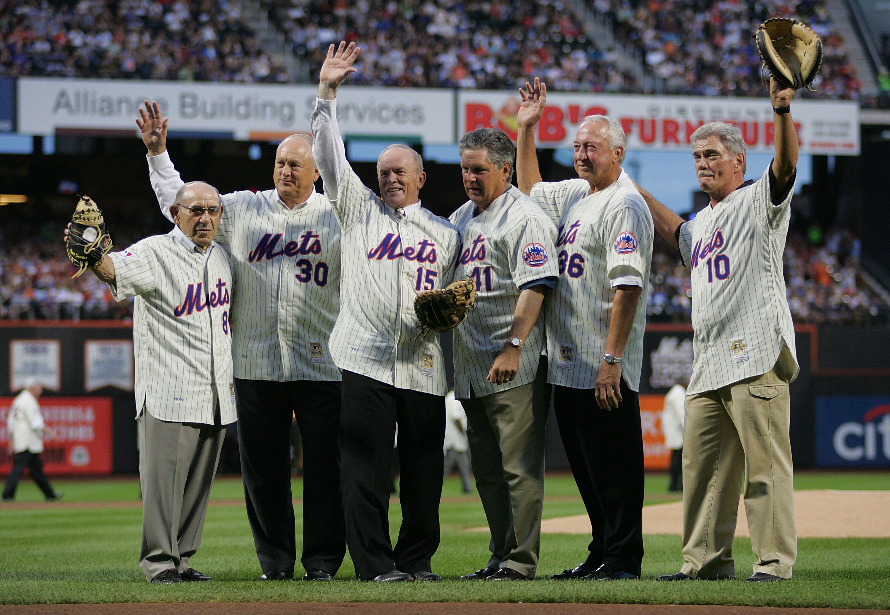 NEW YORK - AUGUST 22:  Yogi Berra, Nolan Ryan, Jerry Grote, Tom Seaver, Jerry Koosman, and Duffy Dyer pose for a photo during the presentation commemorating the New York Mets 40th anniversary of the 1969 World Championship team on August 22, 2009 at Citi