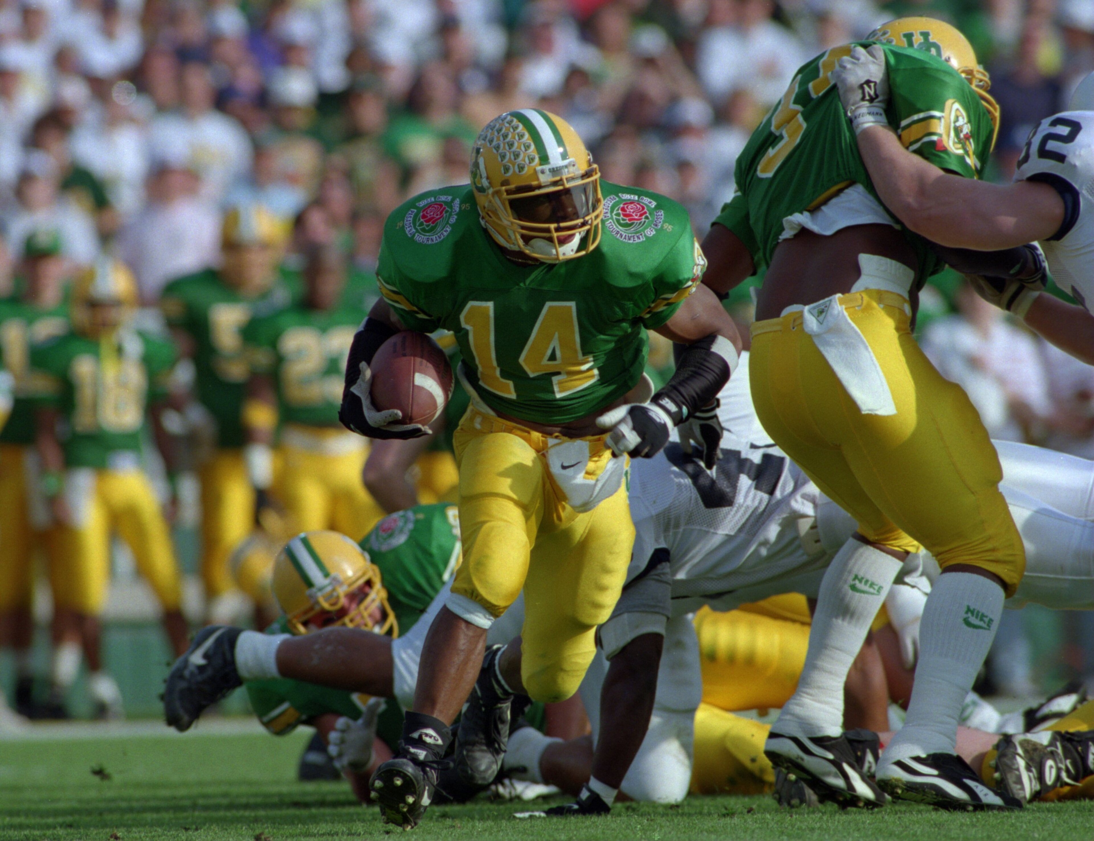 2 Jan 1995: Running back Ricky Whittle of the University of Oregon carries the football during the Ducks 38-20 1995 Rose Bowl loss to Penn State at the Rose Bowl in Pasadena, California. Mandatory Credit: Mike Powell/ALLSPORT 2 Jan 1995: Running back Ricky Whittle of the University of Oregon carries the football during the Ducks 38-20 1995 Rose Bowl loss to Penn State at the Rose Bowl in Pasadena, California. Mandatory Credit: Mike Powell/ALLSPORT