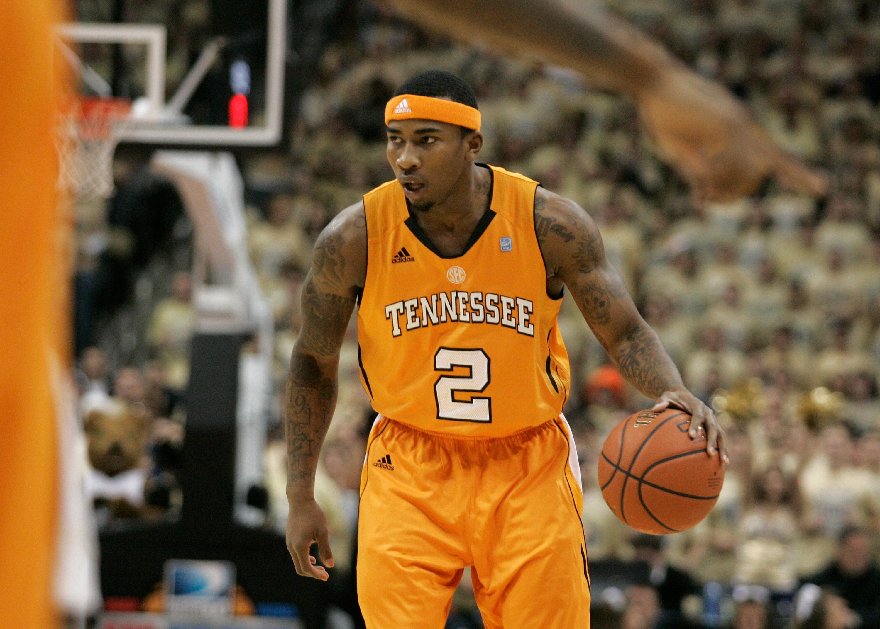 PITTSBURGH, PA - DECEMBER 11:  Melvin Goins #2 of the Tennessee Volunteers looks to pass against the Pittsburgh Panthers during the SEC/BIG EAST Invitational at Consol Energy Center on December 11, 2010 in Pittsburgh, Pennsylvania.  (Photo by Justin K. Al