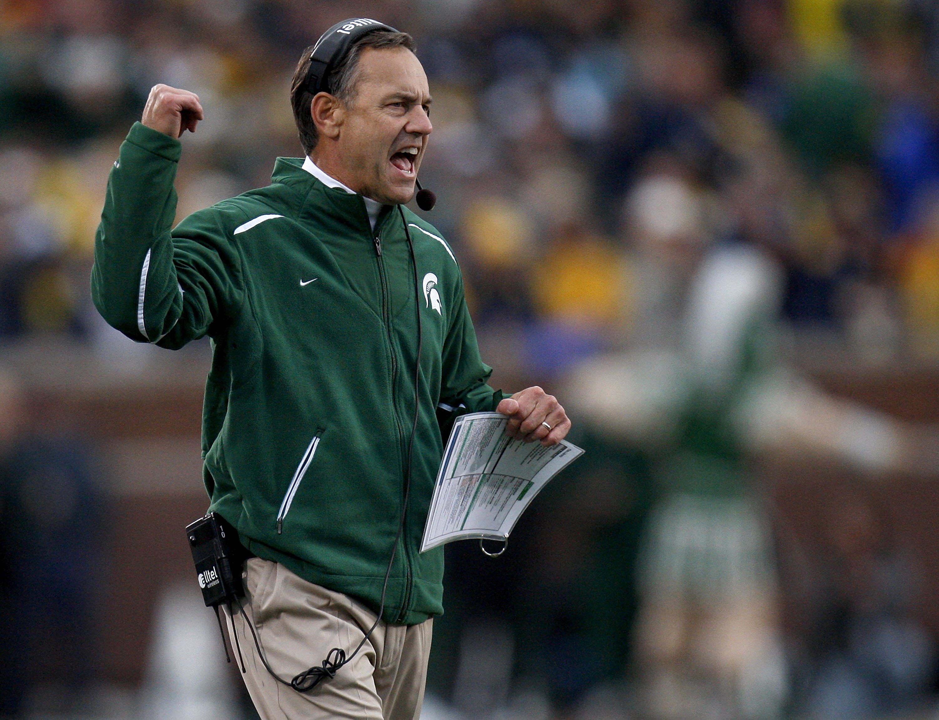 ANN ARBOR, MI - OCTOBER 25: Head coach Mark Dantonio of the Michigan State Spartans yells from the sideline while playing the Michigan Wolverines on October 25, 2008 at Michigan Stadium in Ann Arbor, Michigan. Michigan State won the game 35-21. (Photo by ANN ARBOR, MI - OCTOBER 25: Head coach Mark Dantonio of the Michigan State Spartans yells from the sideline while playing the Michigan Wolverines on October 25, 2008 at Michigan Stadium in Ann Arbor, Michigan. Michigan State won the game 35-21. (Photo by