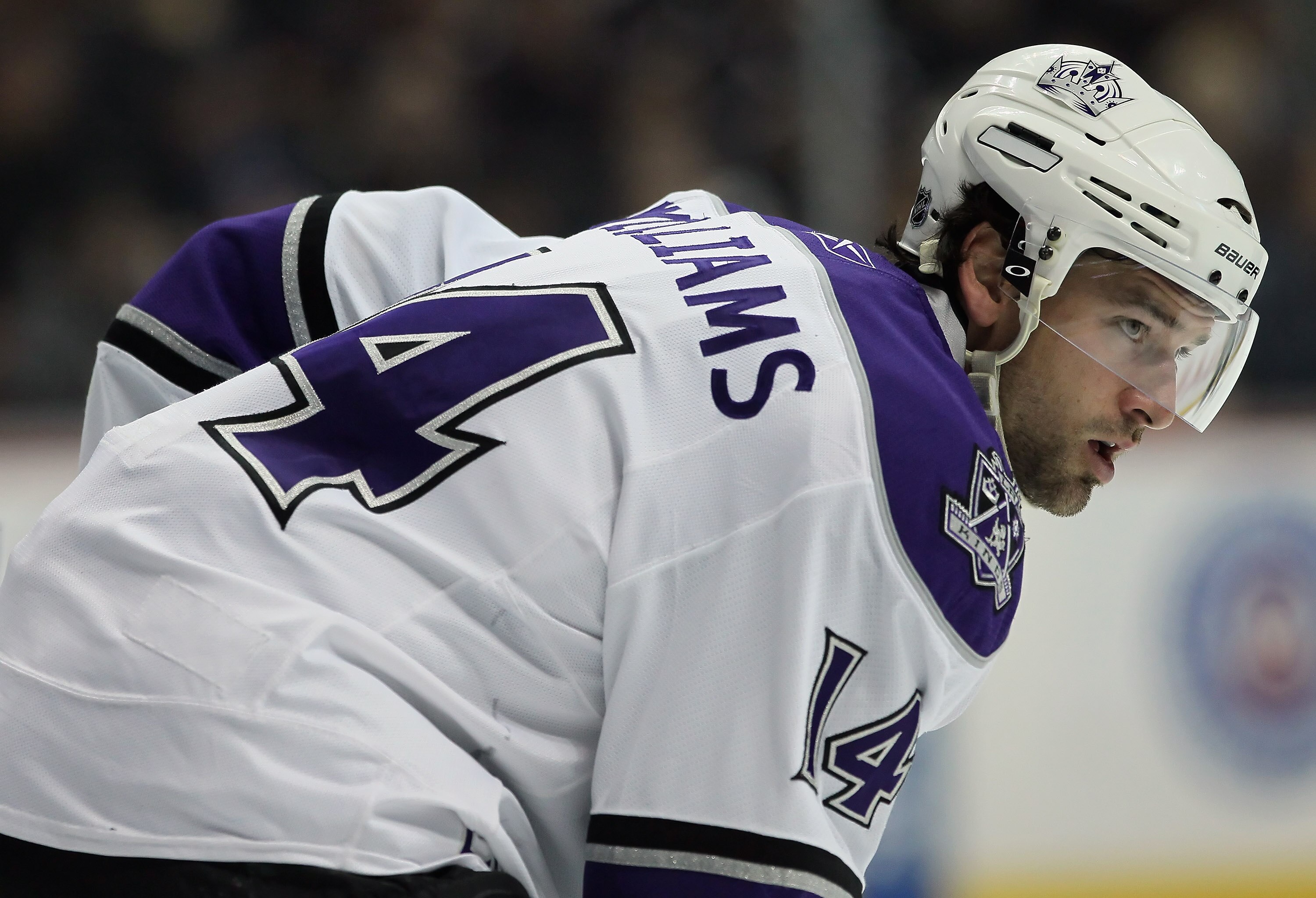ANAHEIM, CA - NOVEMBER 29:  Justin Williams #14 of the Los Angeles Kings waits to face off against the Anaheim Ducks at the Honda Center on November 29, 2010 in Anaheim, California.  (Photo by Jeff Gross/Getty Images)