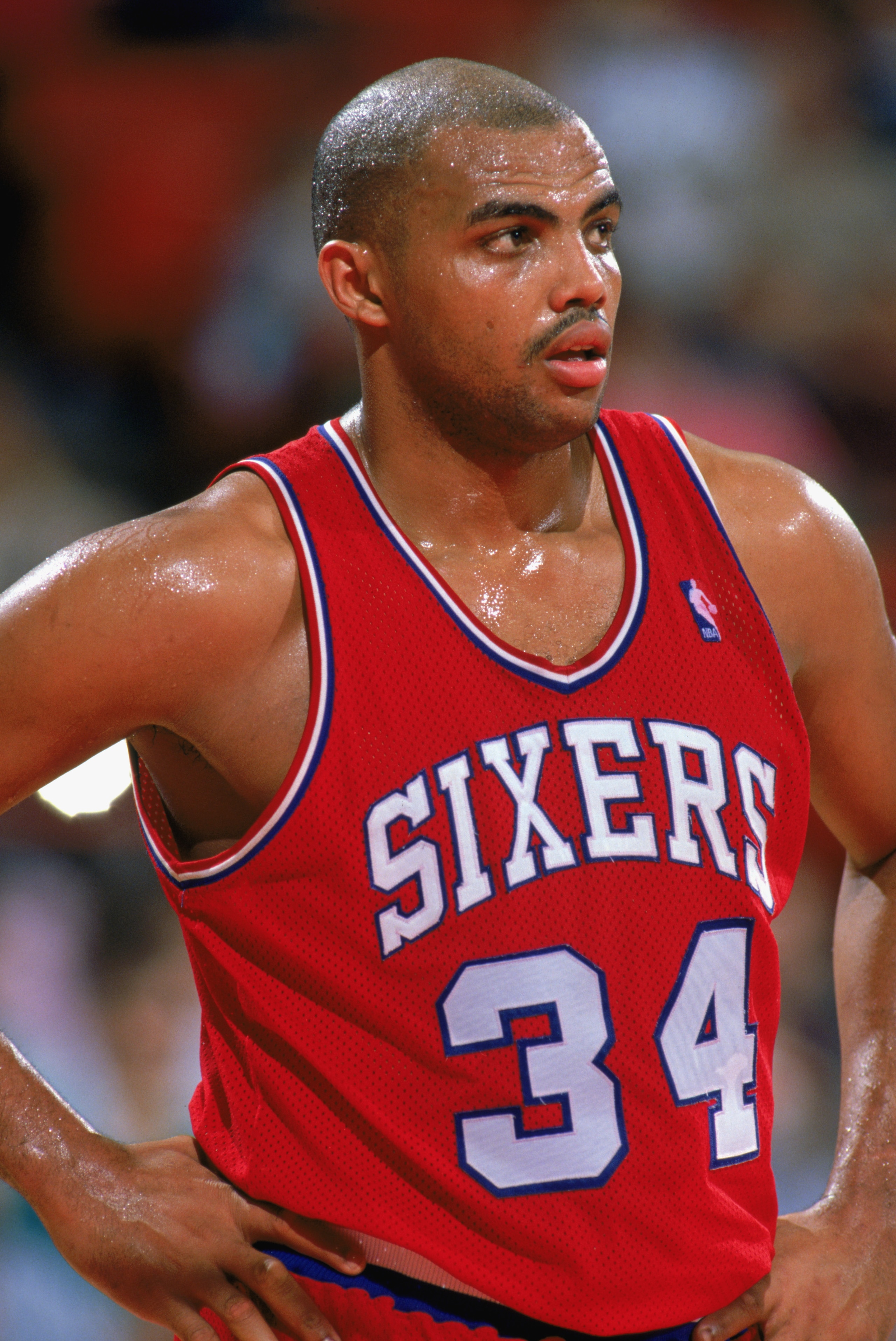1989:  Charles Barkley #34 of the Philadelphia 76ers watches the 1988-1989 NBA season game. (Photo by Mike Powell/Getty Images)