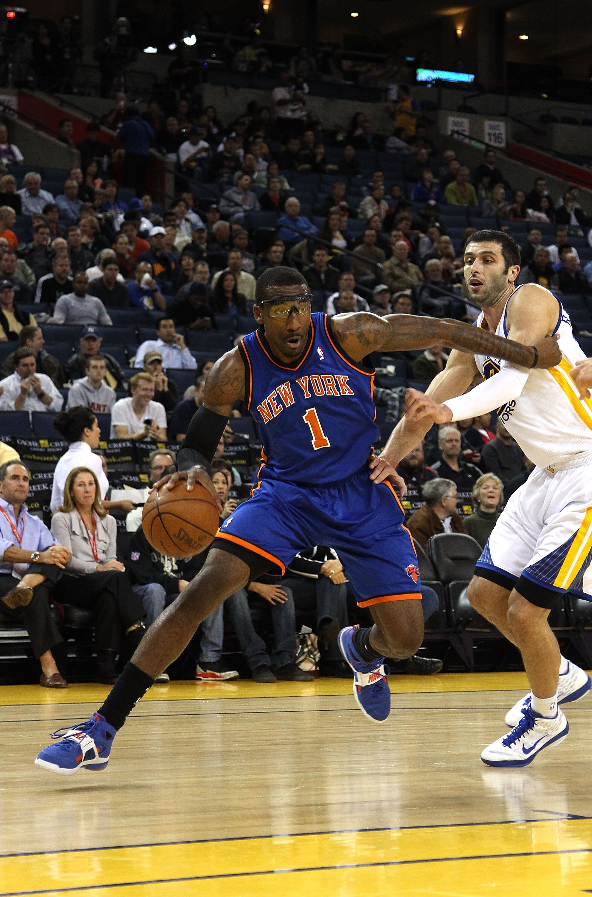 OAKLAND, CA - NOVEMBER 19:  Amar'e Stoudemire #1 of the New York Knicks in action against the Golden State Warriors at Oracle Arena on November 19, 2010 in Oakland, California. NOTE TO USER: User expressly acknowledges and agrees that, by downloading and