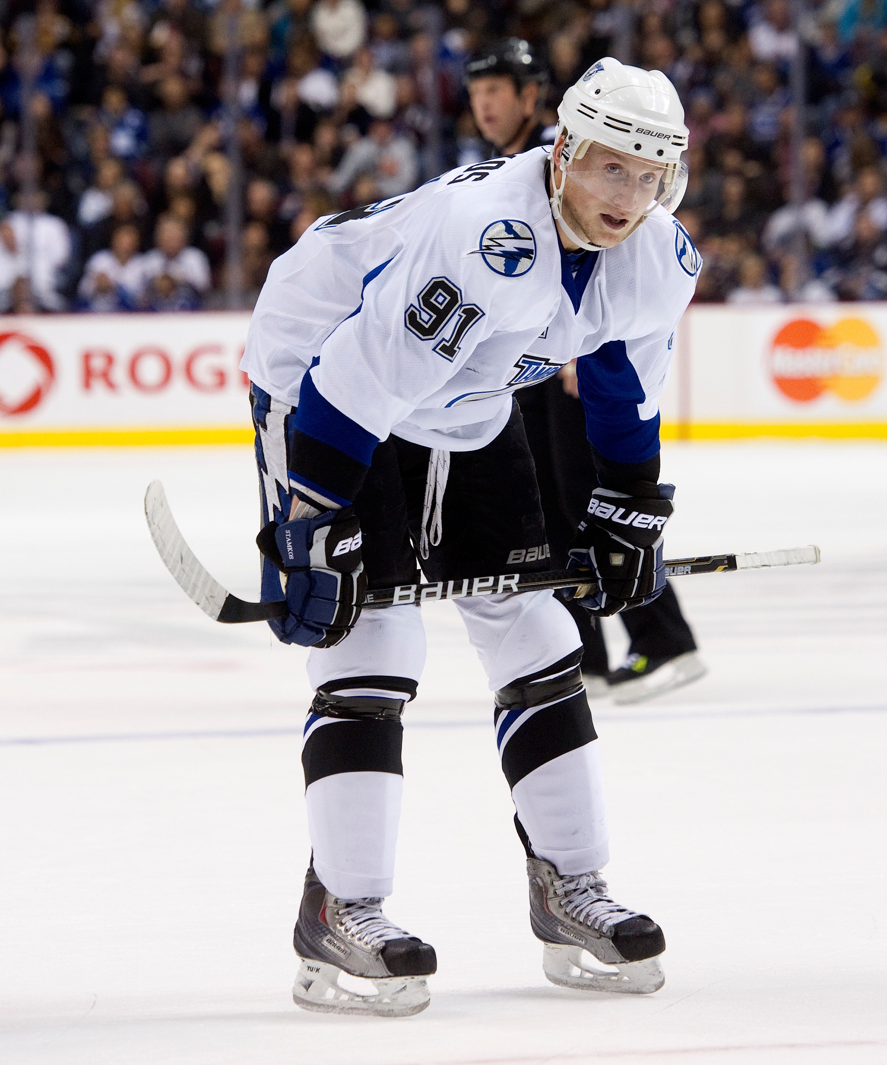 VANCOUVER, CANADA - DECEMBER 11: Steven Stamkos #91 of the Tampa Bay Lightning waits for a face-off during NHL action on December 11, 2010 against the Vancouver Canucks at Rogers Arena in Vancouver, BC, Canada.  (Photo by Rich Lam/Getty Images)