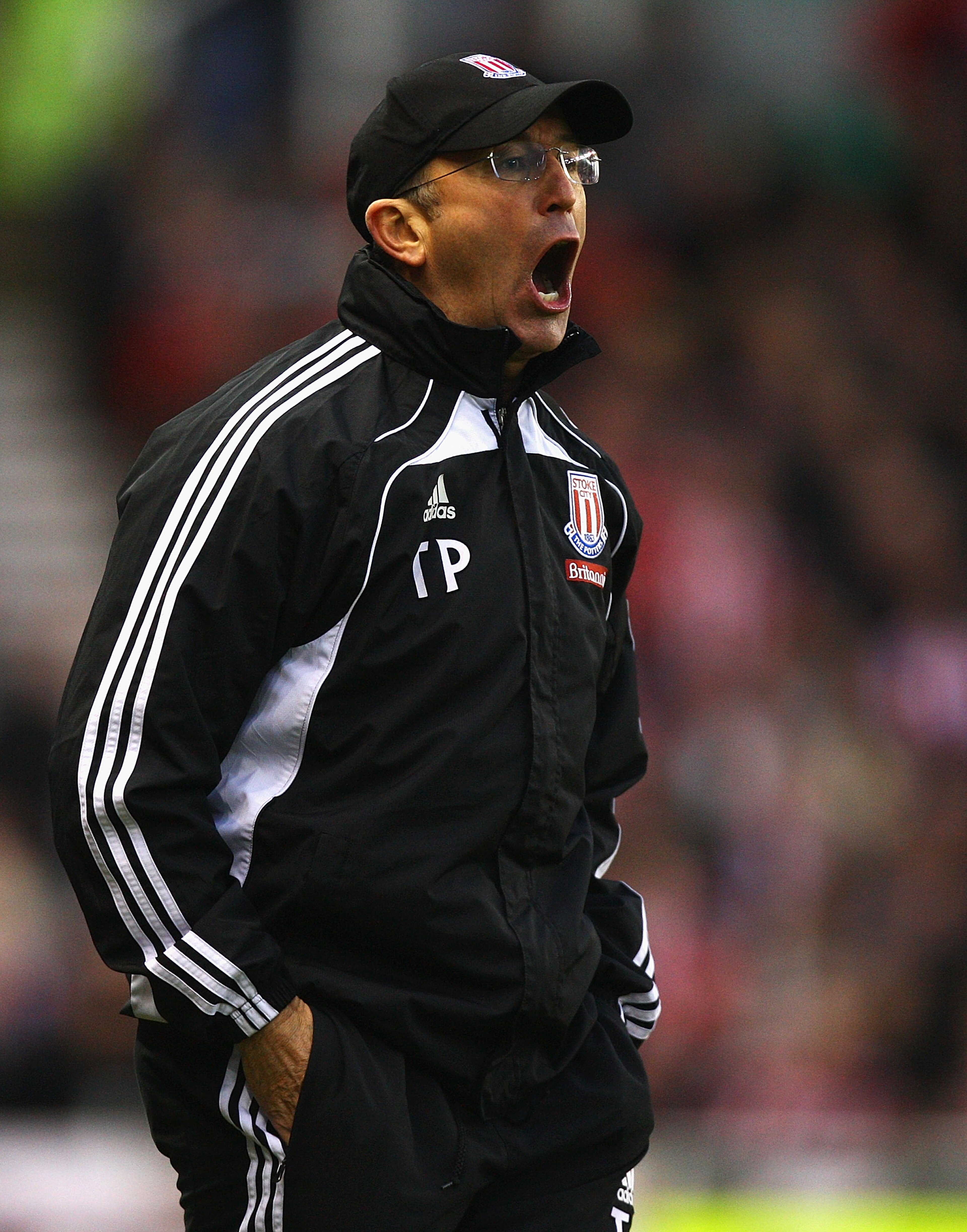 STOKE ON TRENT, ENGLAND - DECEMBER 11: Tony Pulis, manager of Stoke City shows his frustration, as a chance on goal is missed during the Barclays Premier League match between Stoke City and Blackpool at Britannia Stadium on December 11, 2010 in Stoke on STOKE ON TRENT, ENGLAND - DECEMBER 11: Tony Pulis, manager of Stoke City shows his frustration, as a chance on goal is missed during the Barclays Premier League match between Stoke City and Blackpool at Britannia Stadium on December 11, 2010 in Stoke on