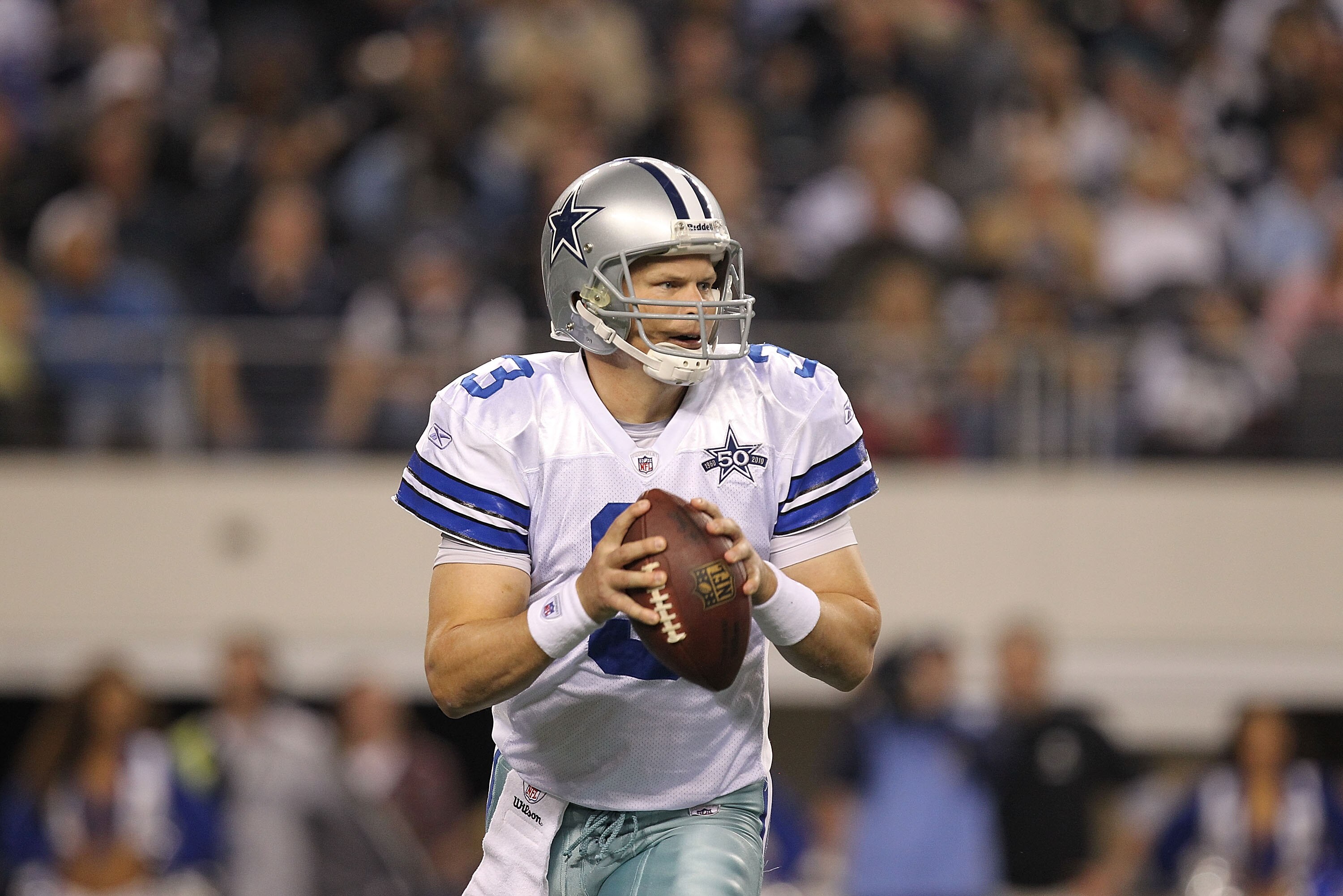ARLINGTON, TX - DECEMBER 12:  Quarterback Jon Kitna #3 of the Dallas Cowboys at Cowboys Stadium on December 12, 2010 in Arlington, Texas.  (Photo by Ronald Martinez/Getty Images)