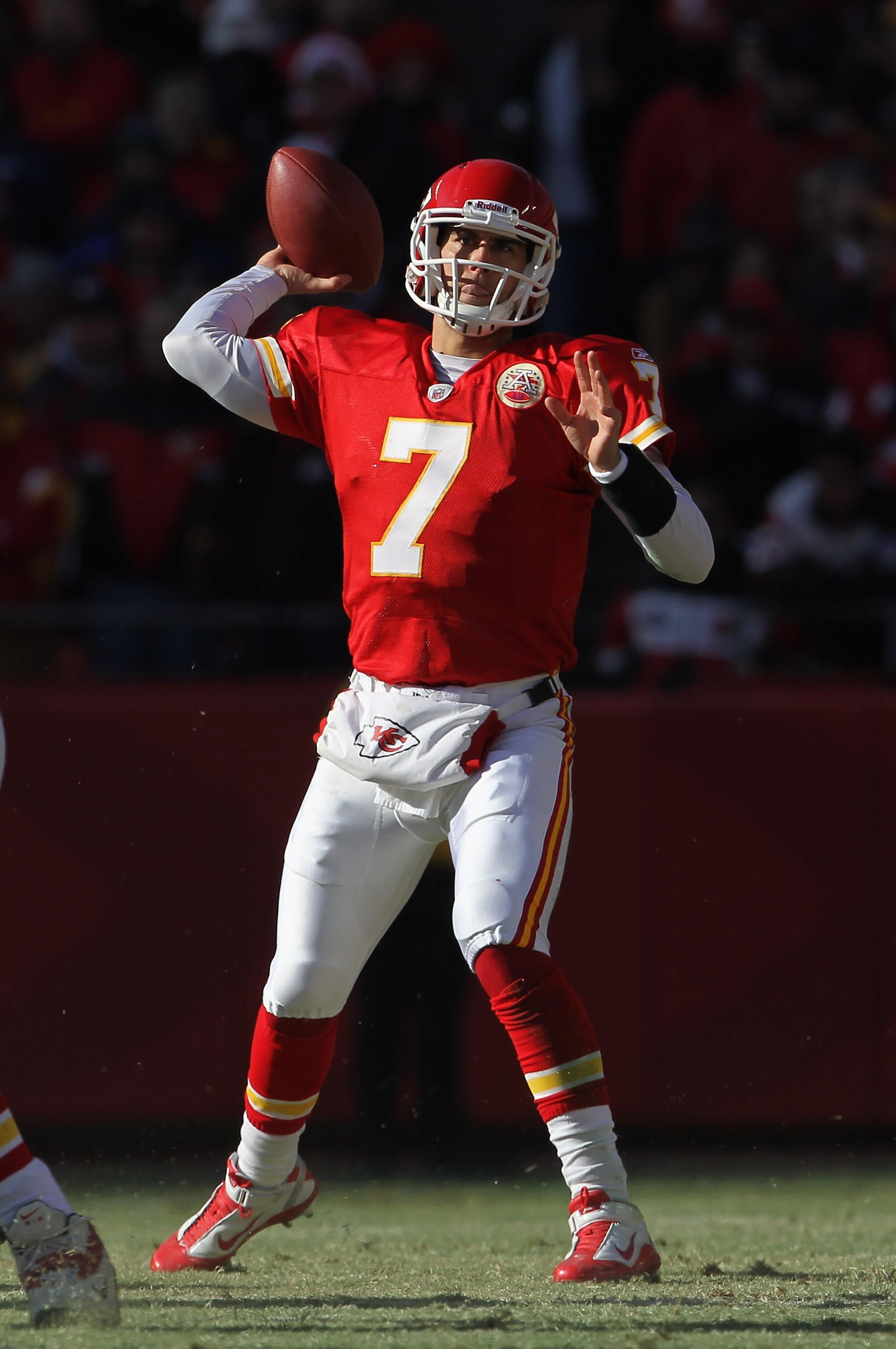 KANSAS CITY, MO - DECEMBER 05:  Quarterback Matt Cassel #7 of the Kansas City Chiefs in action during the game against the Denver Broncos on December 5, 2010 at Arrowhead Stadium in Kansas City, Missouri.  (Photo by Jamie Squire/Getty Images)