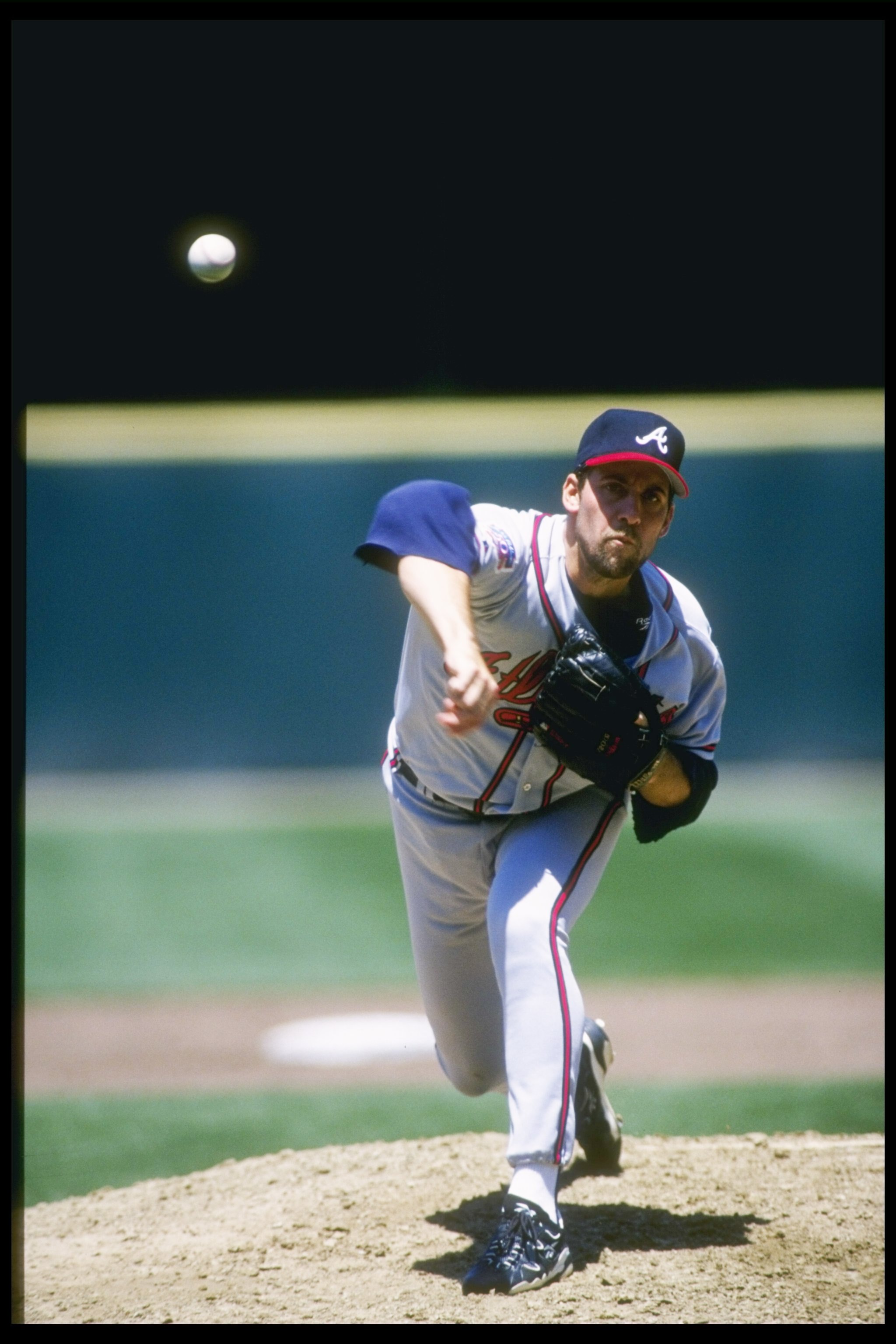 8 Jun 1997:  John Smoltz of the Atlanta Braves throws a pitch during the Braves 5-3 loss to the San Francisco Giants at 3Com Park in San Francisco, California. Mandatory Credit: Otto Greule  /Allsport