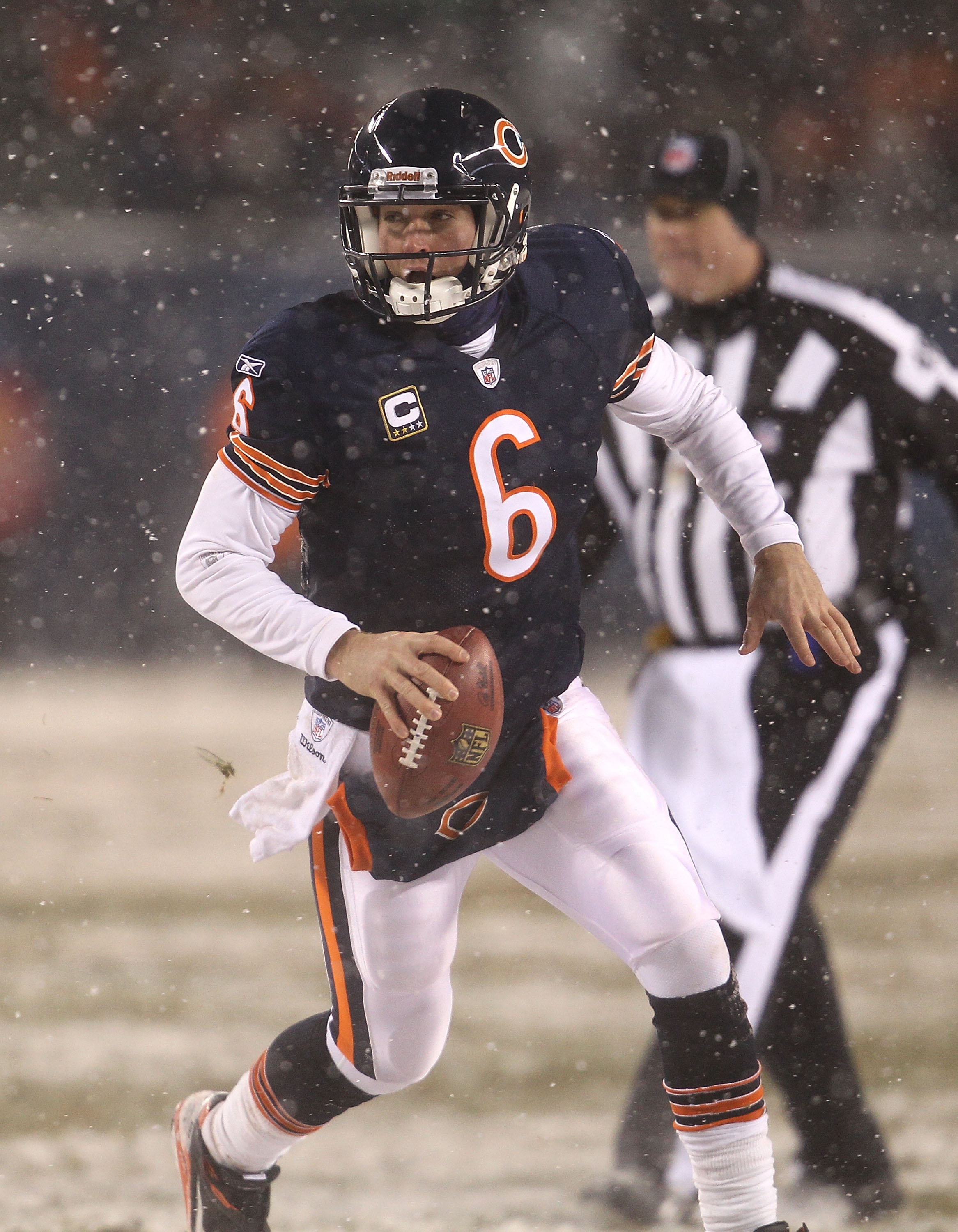 CHICAGO, IL - DECEMBER 12: Jay Cutler #6 of the Chicago Bears looks for a receiver against the New England Patriots at Soldier Field on December 12, 2010 in Chicago, Illinois. The Patriots defeated the Bears 36-7. (Photo by Jonathan Daniel/Getty Images)