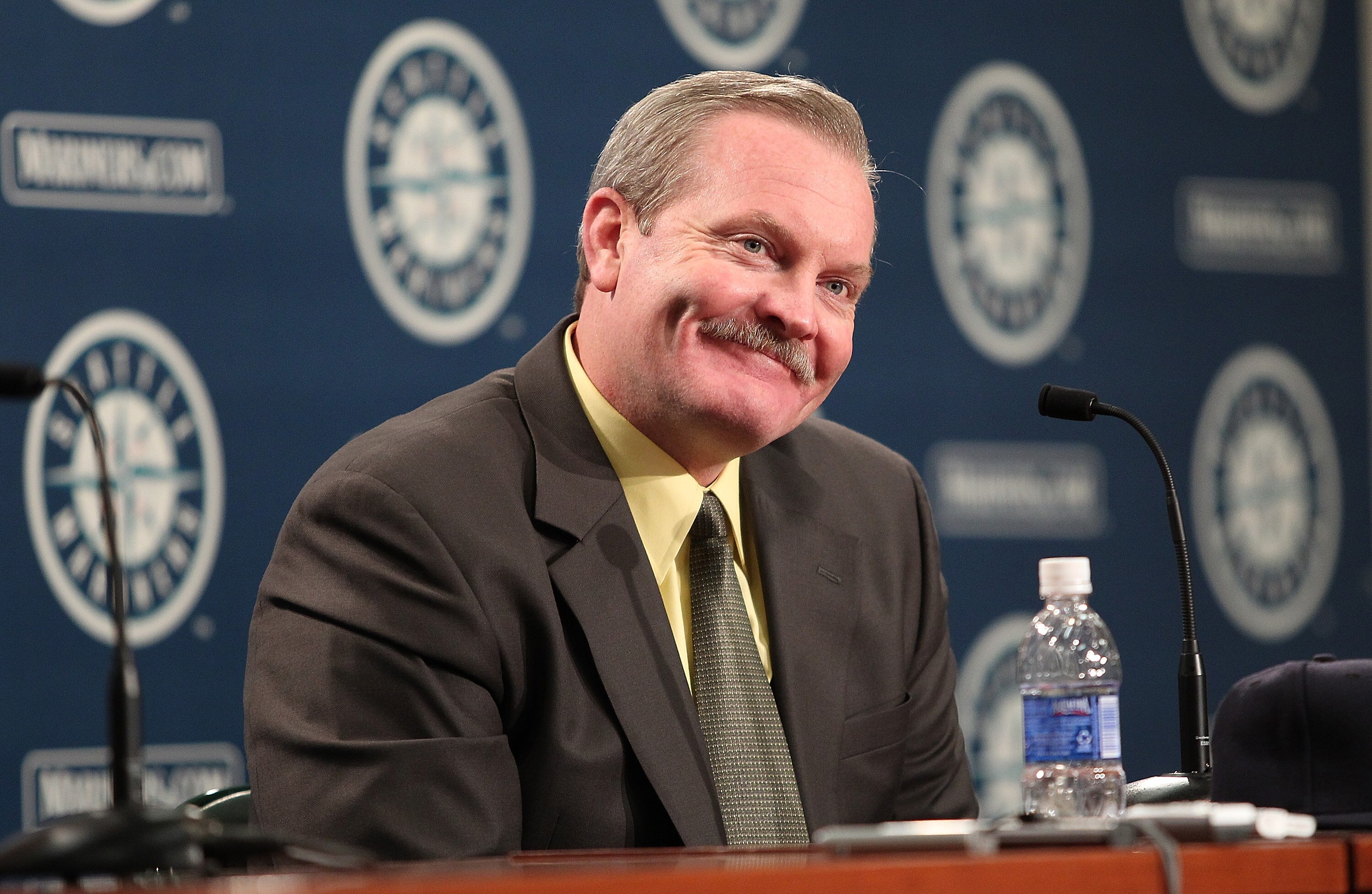 SEATTLE - OCTOBER 19:  New manager Eric Wedge of the Seattle Mariners is introduced to the media at Safeco Field on October 19, 2010 in Seattle, Washington. (Photo by Otto Greule Jr/Getty Images)