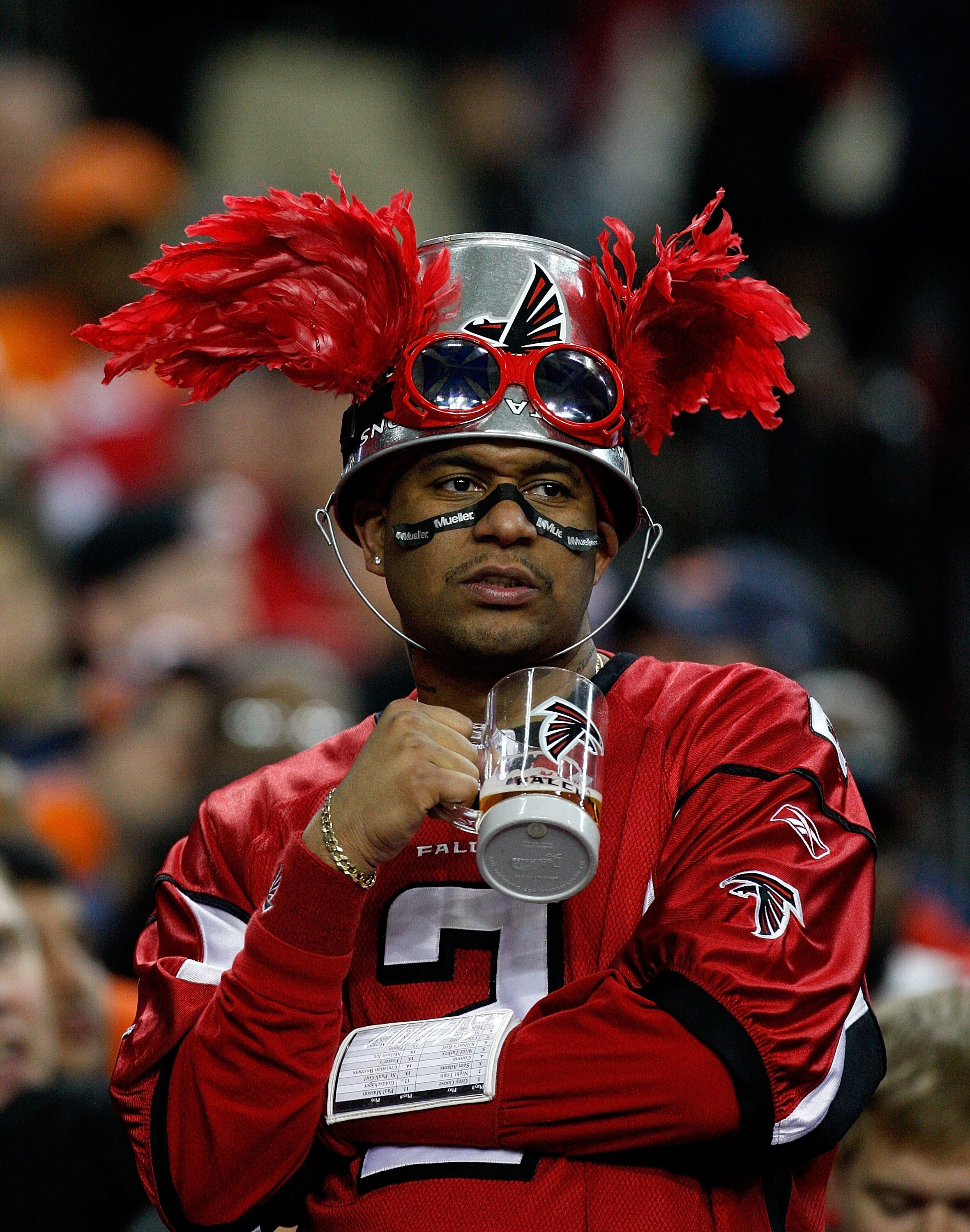 ATLANTA - OCTOBER 18:  A fan of the Atlanta Falcons looks on during the game against the Chicago Bears at Georgia Dome on October 18, 2009 in Atlanta, Georgia.  (Photo by Kevin C. Cox/Getty Images)