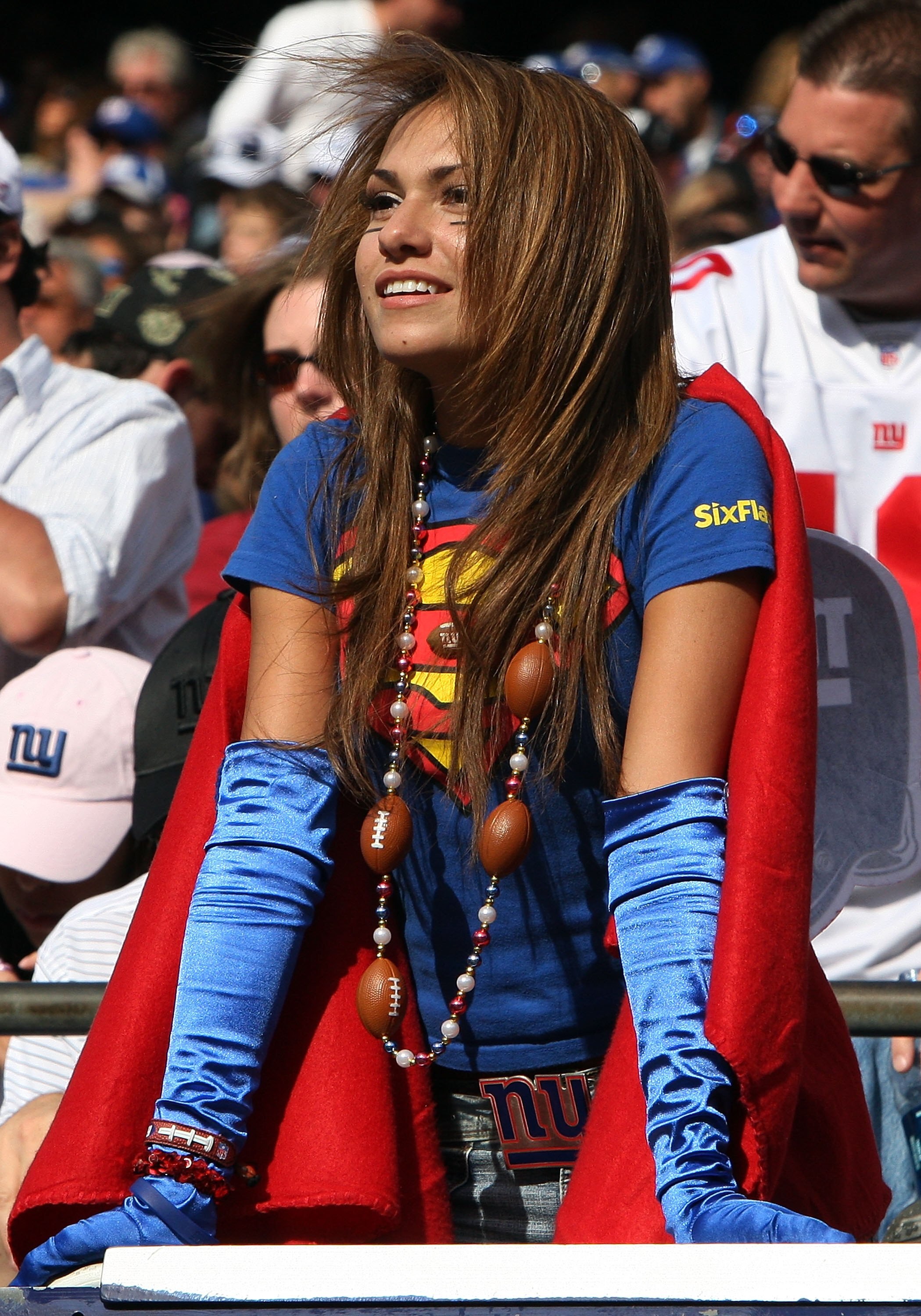 EAST RUTHERFORD, NJ - OCTOBER 11:  A fan of the New York Giants looks on against the Oakland Raiders on October 11, 2009 at Giants Stadium in East Rutherford, New Jersey. The Giants defeated the Raiders 44-7.  (Photo by Jim McIsaac/Getty Images)