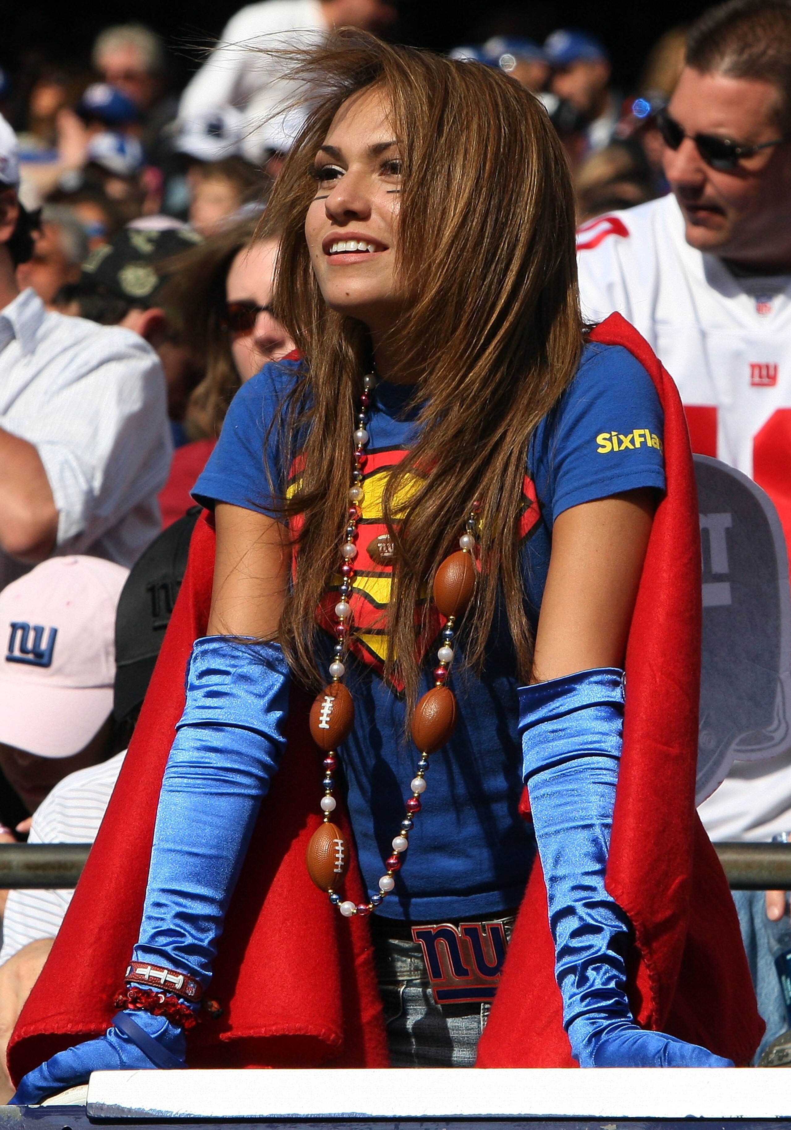 EAST RUTHERFORD, NJ - OCTOBER 11:  A fan of the New York Giants looks on against the Oakland Raiders on October 11, 2009 at Giants Stadium in East Rutherford, New Jersey. The Giants defeated the Raiders 44-7.  (Photo by Jim McIsaac/Getty Images)