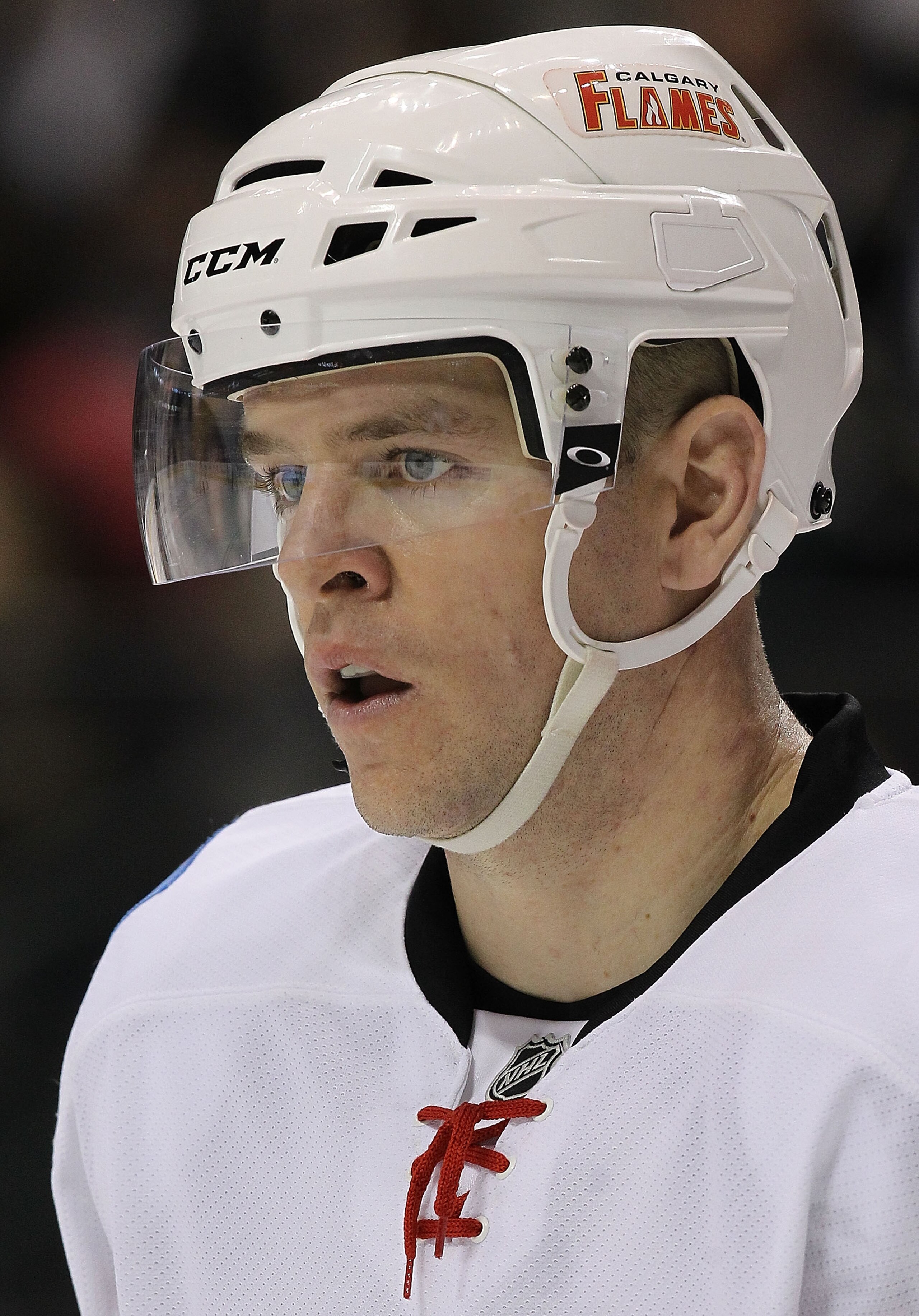 DALLAS, TX - DECEMBER 23:  Left wing Alex Tanguay #40 of the Calgary Flames at American Airlines Center on December 23, 2010 in Dallas, Texas.  (Photo by Ronald Martinez/Getty Images)