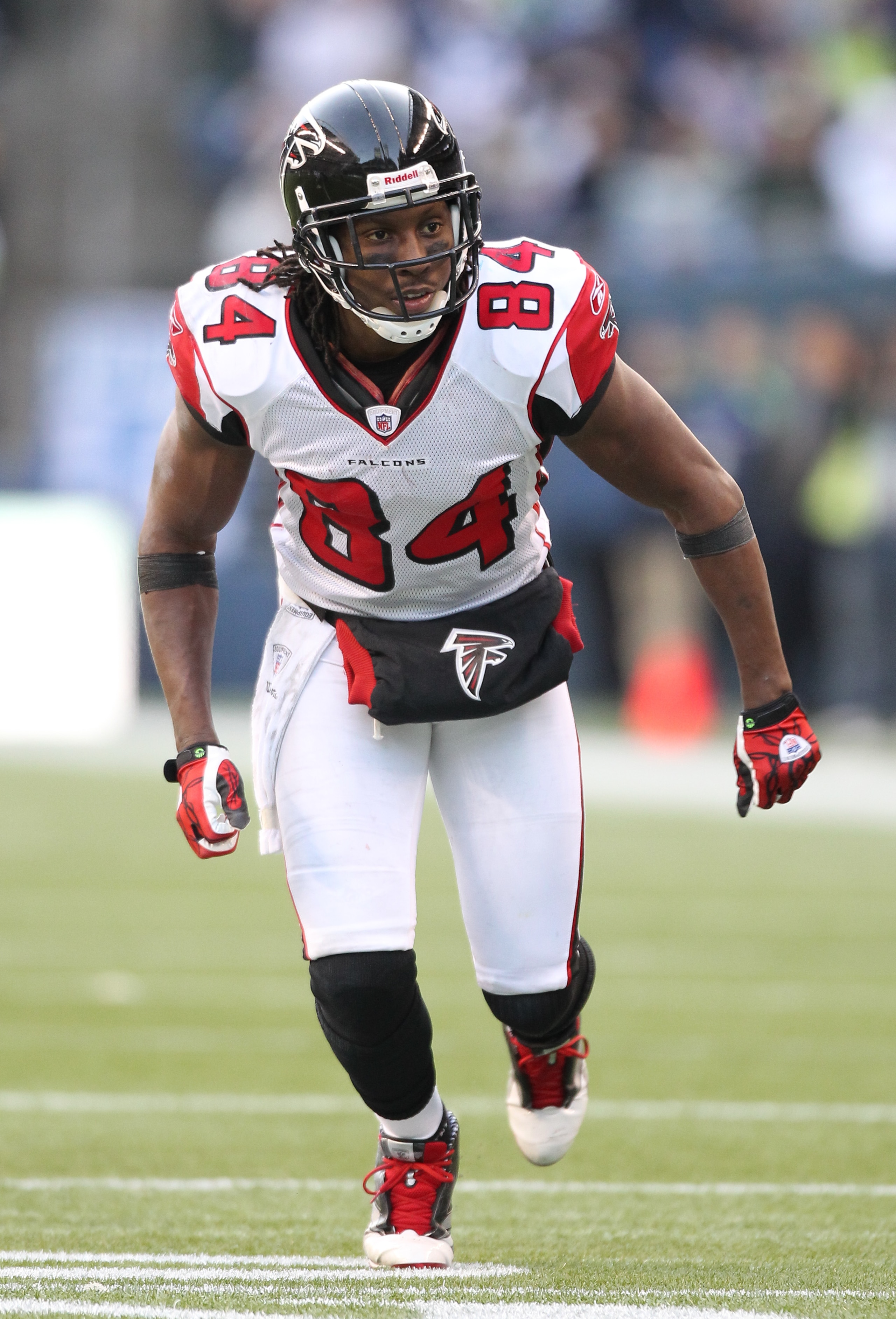 SEATTLE, WA - DECEMBER 19: Wide receiver Roddy White #84 of the Atlanta Falcons runs a pass route against the Seattle Seahawks at Qwest Field on December 19, 2010 in Seattle, Washington. (Photo by Otto Greule Jr/Getty Images) SEATTLE, WA - DECEMBER 19: Wide receiver Roddy White #84 of the Atlanta Falcons runs a pass route against the Seattle Seahawks at Qwest Field on December 19, 2010 in Seattle, Washington. (Photo by Otto Greule Jr/Getty Images)