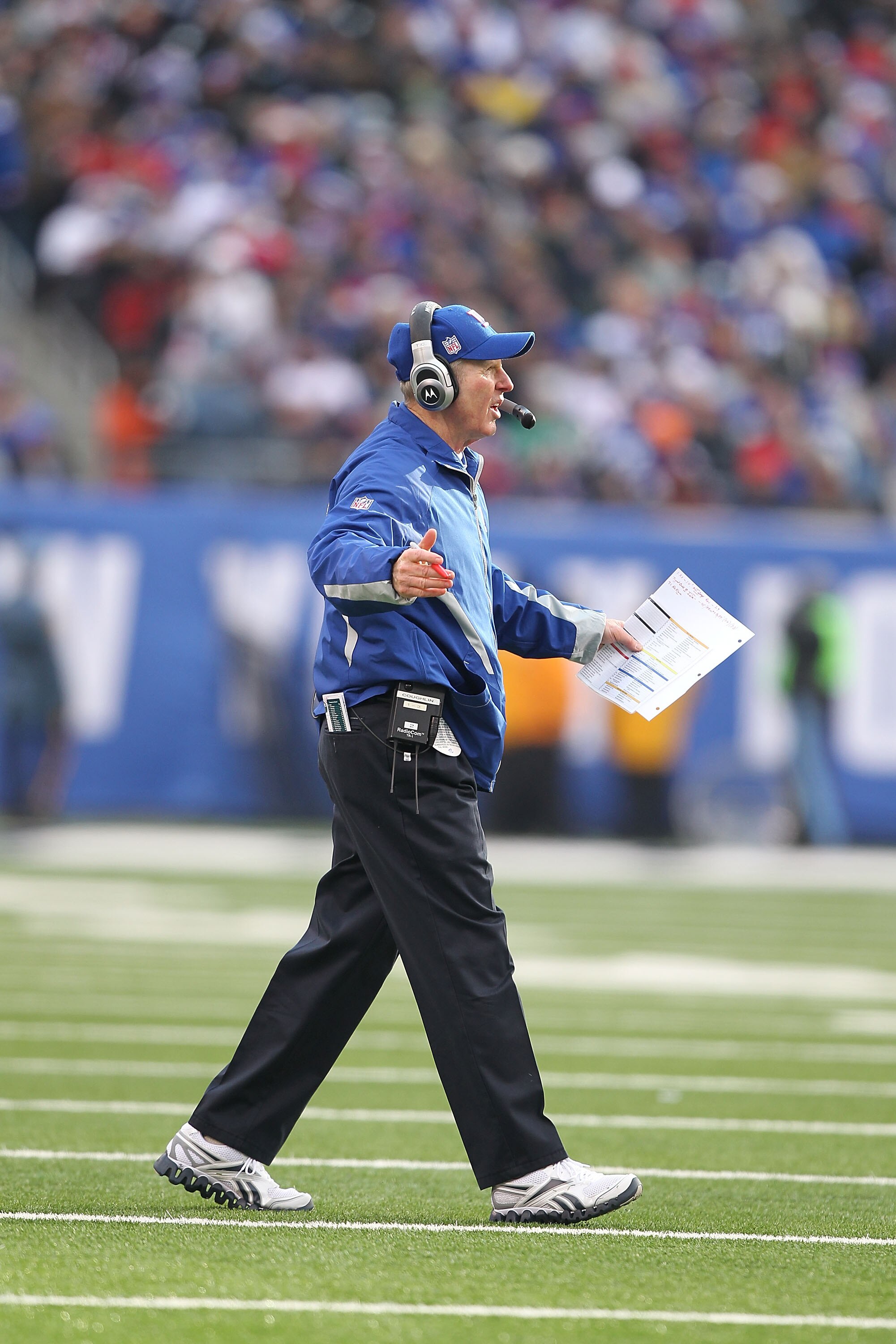 EAST RUTHERFORD, NJ - DECEMBER 19:  Head Coach Tom Coughlin of the New York Giants reacts against the Philadelphia Eagles during their game on December 19, 2010 at The New Meadowlands Stadium in East Rutherford, New Jersey.  (Photo by Al Bello/Getty Image