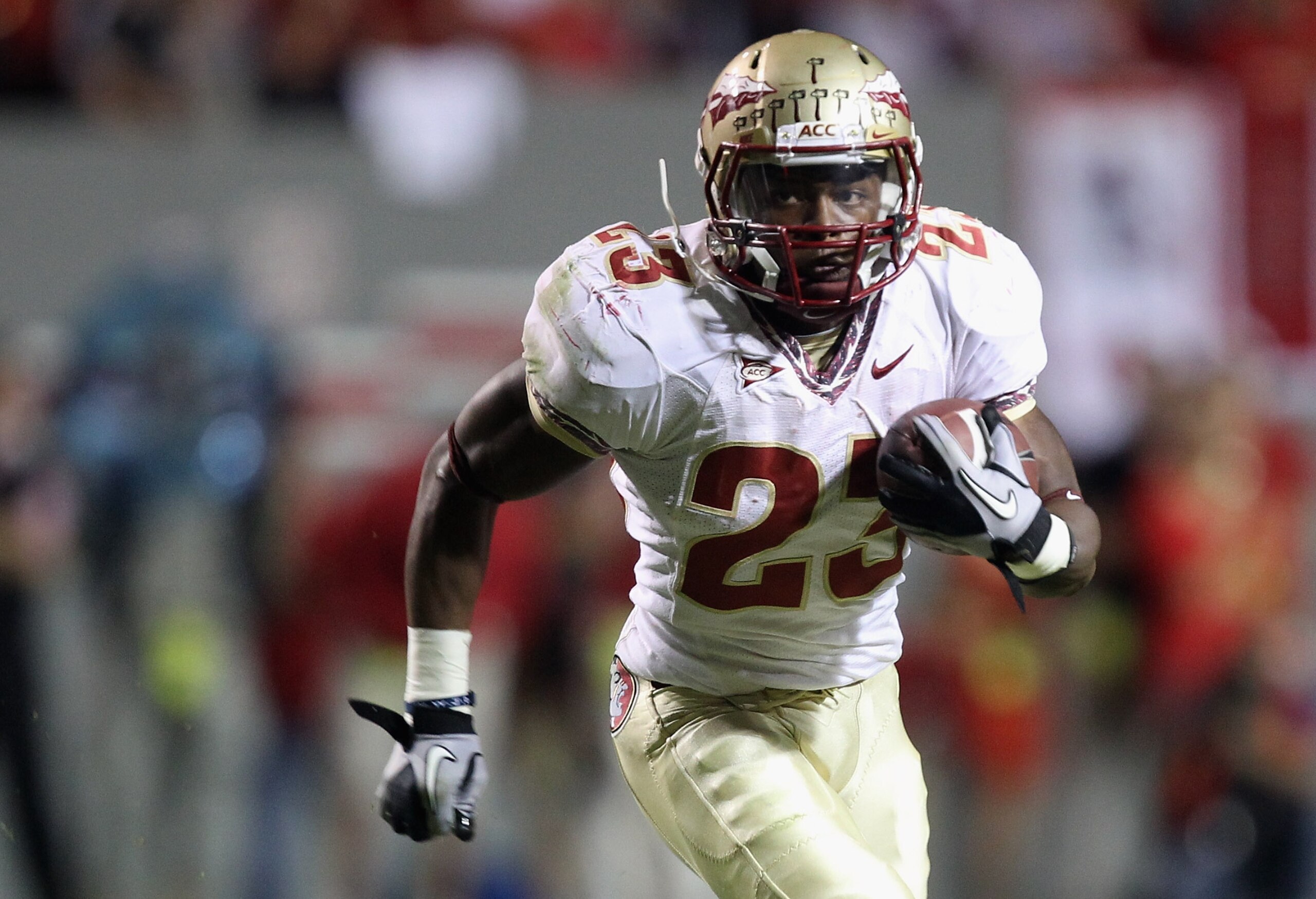 RALEIGH, NC - OCTOBER 28: Chris Thompson #23 of the Florida State Seminoles runs with the ball against the North Carolina State Wolfpack during their game at Carter-Finley Stadium on October 28, 2010 in Raleigh, North Carolina. (Photo by Streeter Lecka/ RALEIGH, NC - OCTOBER 28: Chris Thompson #23 of the Florida State Seminoles runs with the ball against the North Carolina State Wolfpack during their game at Carter-Finley Stadium on October 28, 2010 in Raleigh, North Carolina. (Photo by Streeter Lecka/