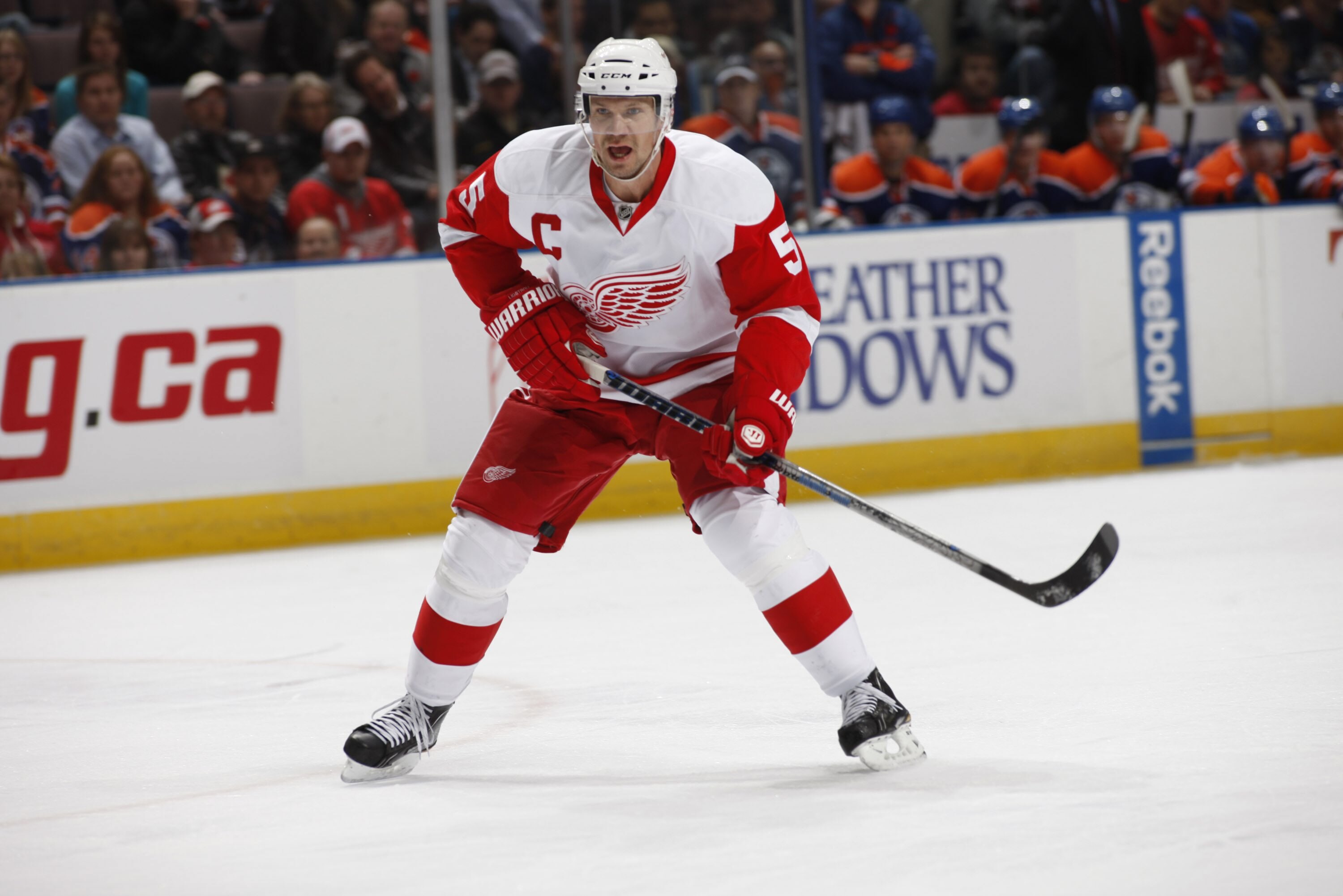 EDMONTON, CANADA - NOVEMBER 5: Nicklas Lidstrom #5 of the Detroit Red Wings skates against the Edmonton Oilers on November 5, 2010 at Rexall Place in Edmonton, Alberta, Canada. (Photo by Dale MacMillan/Getty Images)