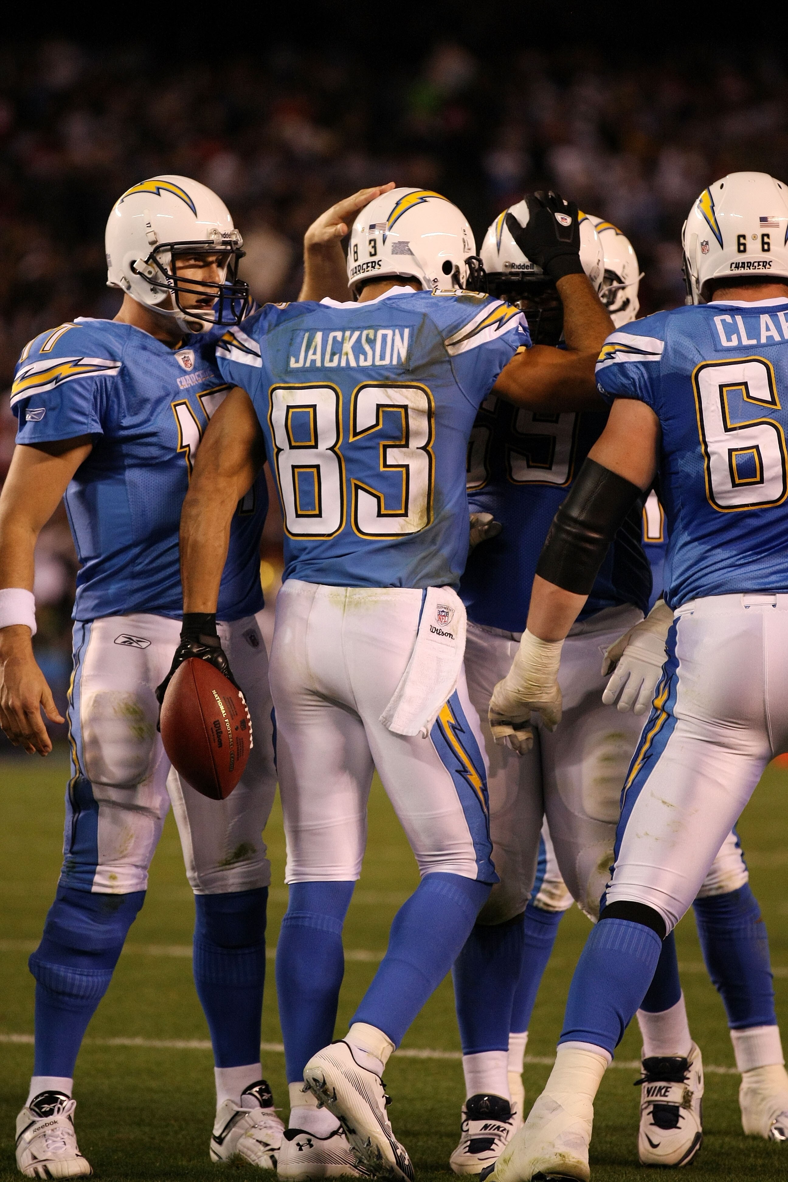 SAN DIEGO, CA - DECEMBER 16:  Wide receiver Vincent Jackson #83 of the San Diego Chargers celebrates with his teammates after scoring a touchdown in the second quarter against the San Francisco 49ers at Qualcomm Stadium on December 16, 2010 in San Diego, 