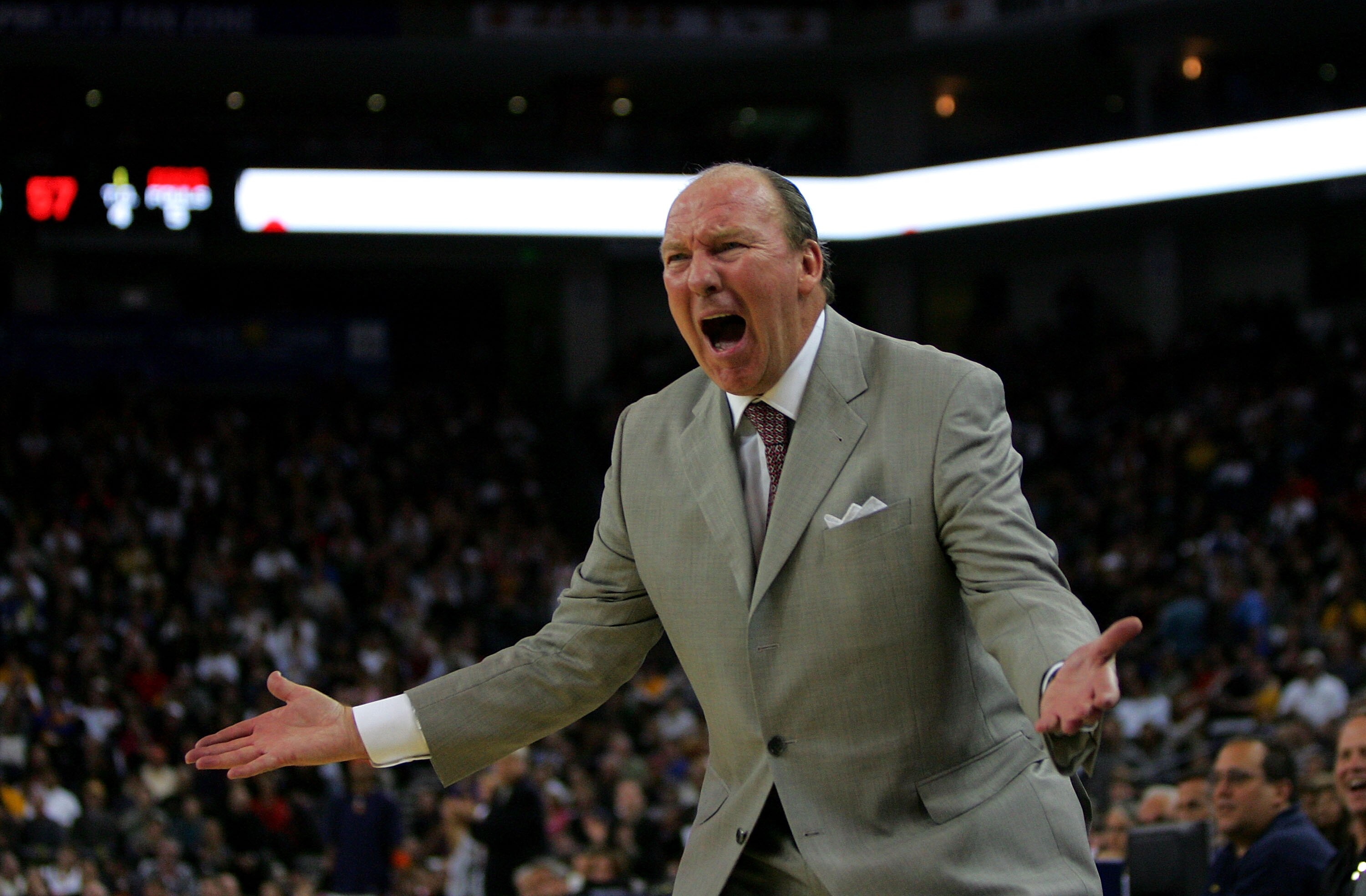 OAKLAND, CA - NOVEMBER 06: Los Angeles Clippers head coach Mike Dunleavy argues a call during their game against the Golden State Warriors at Oracle Arena on November 6, 2009 in Oakland, California. NOTE TO USER: User expressly acknowledges and agrees tha