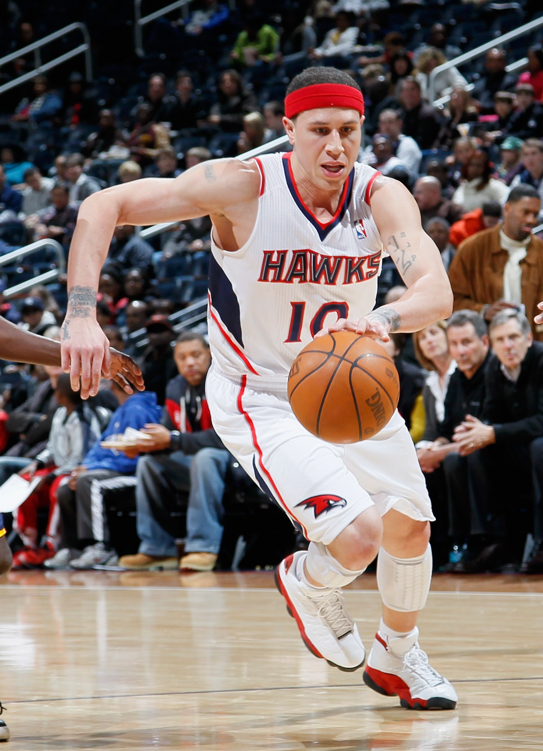 ATLANTA, GA - DECEMBER 11:  Mike Bibby #10 of the Atlanta Hawks against the Indiana Pacers at Philips Arena on December 11, 2010 in Atlanta, Georgia.  NOTE TO USER: User expressly acknowledges and agrees that, by downloading and/or using this Photograph,